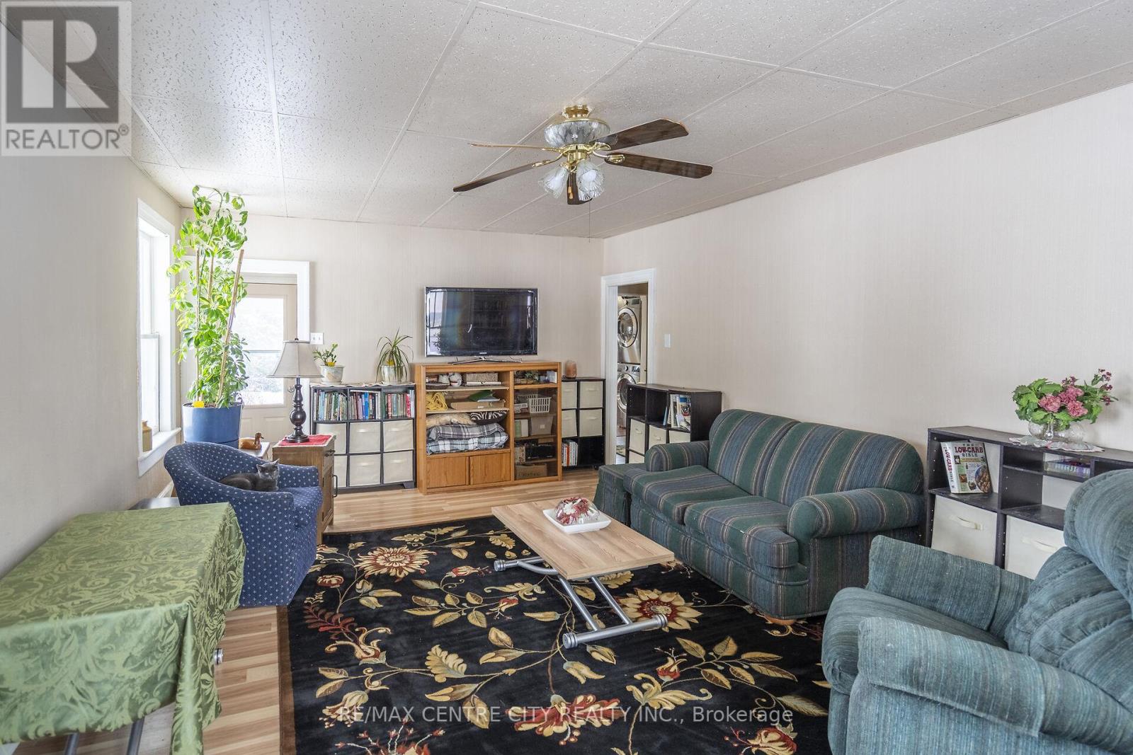 413 Ellis Avenue, Brant, Ontario  N3R 0B8 - Photo 9 - X12739668