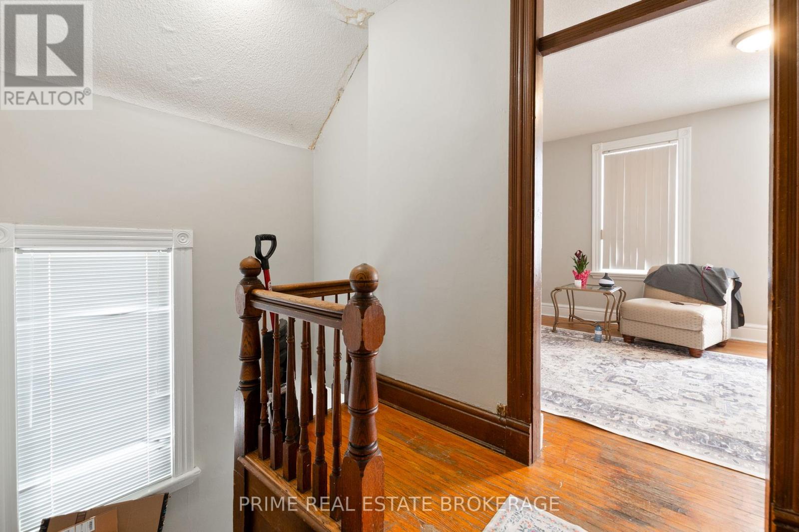 142 John Street, London East, Ontario  N6A 1N8 - Photo 11 - X12739732