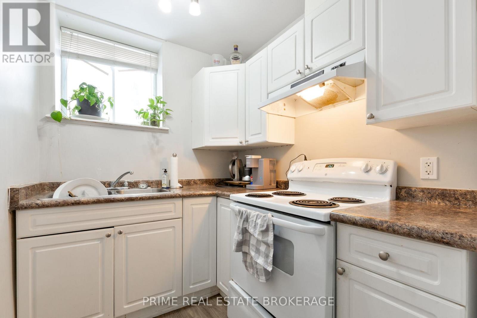 142 John Street, London East, Ontario  N6A 1N8 - Photo 23 - X12739732