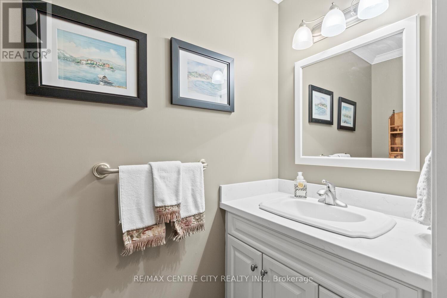 35 Pinegrove Crescent, London South, Ontario  N6J 3Y8 - Photo 17 - X12739794