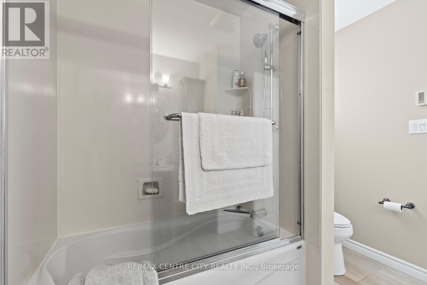 35 Pinegrove Crescent, London South, Ontario  N6J 3Y8 - Photo 28 - X12739794