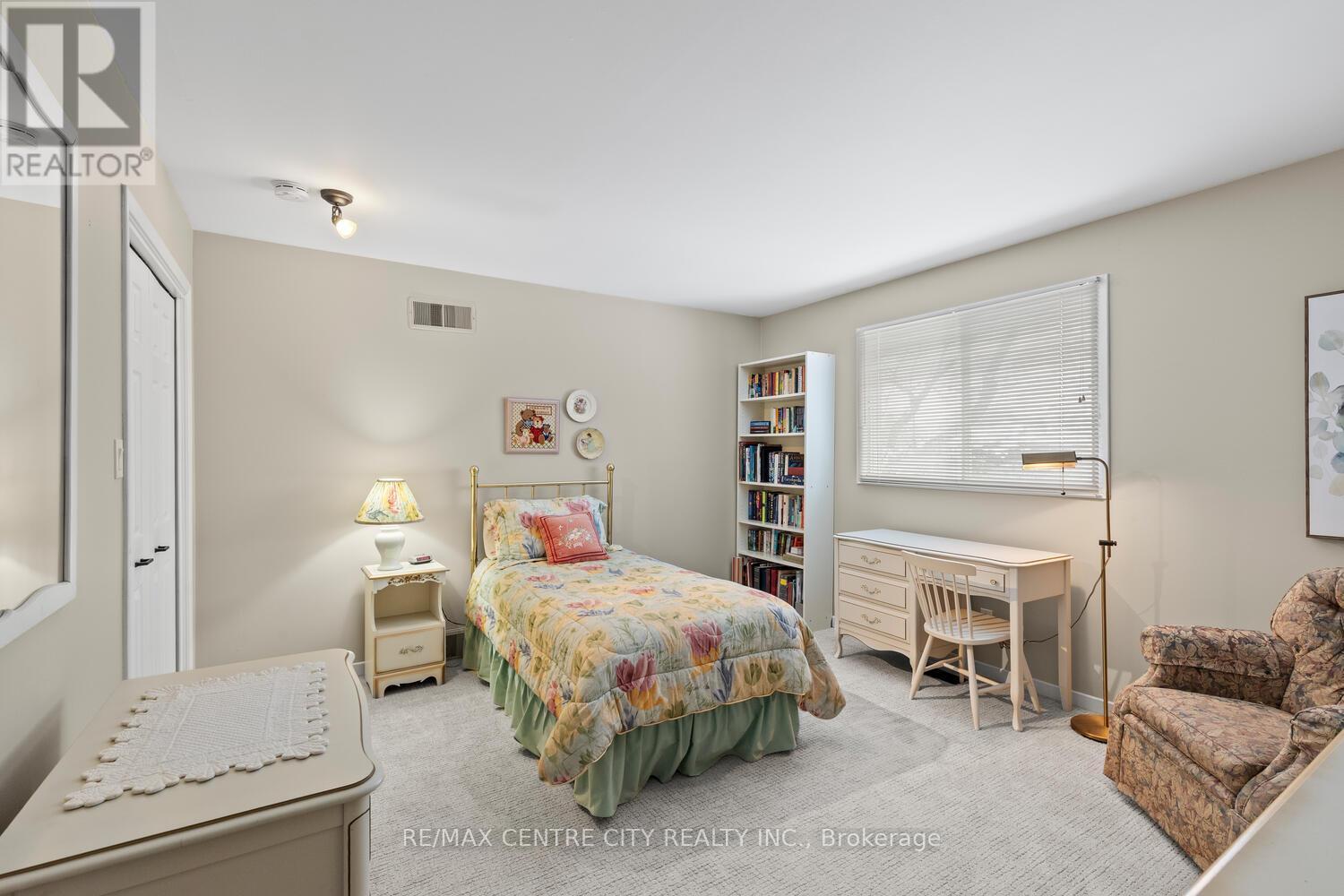 35 Pinegrove Crescent, London South, Ontario  N6J 3Y8 - Photo 29 - X12739794