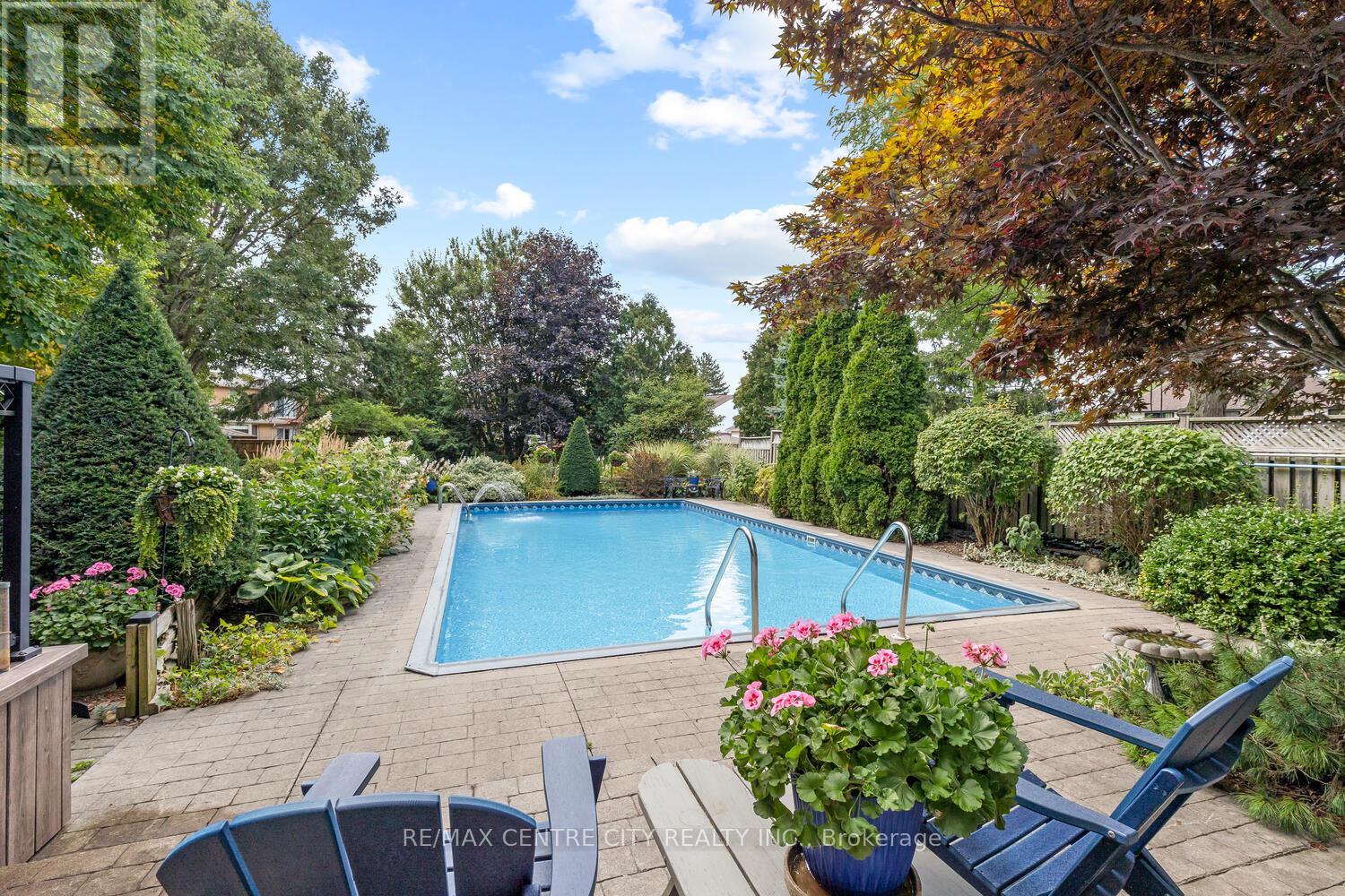 35 Pinegrove Crescent, London South, Ontario  N6J 3Y8 - Photo 44 - X12739794