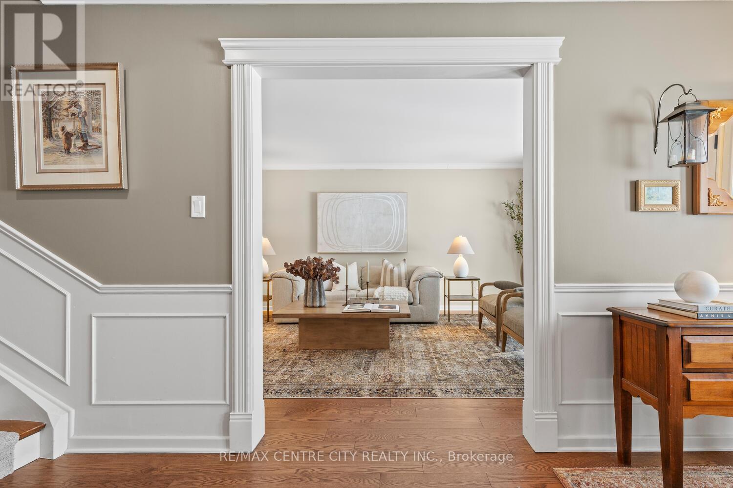 35 Pinegrove Crescent, London South, Ontario  N6J 3Y8 - Photo 5 - X12739794