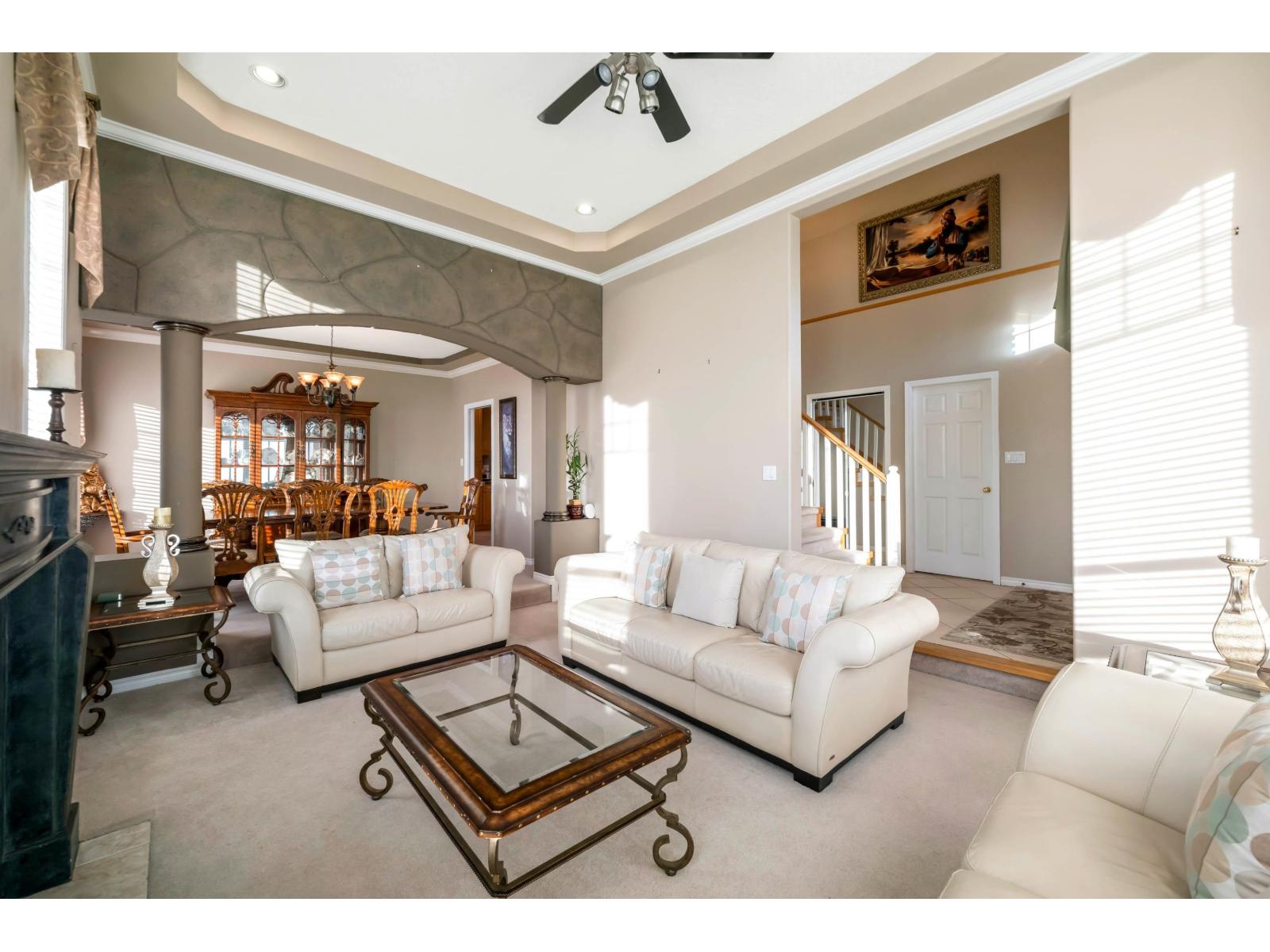 7452 Wiltshire Drive, Surrey, British Columbia V3S 2Y7 - Photo 6 - R3079373