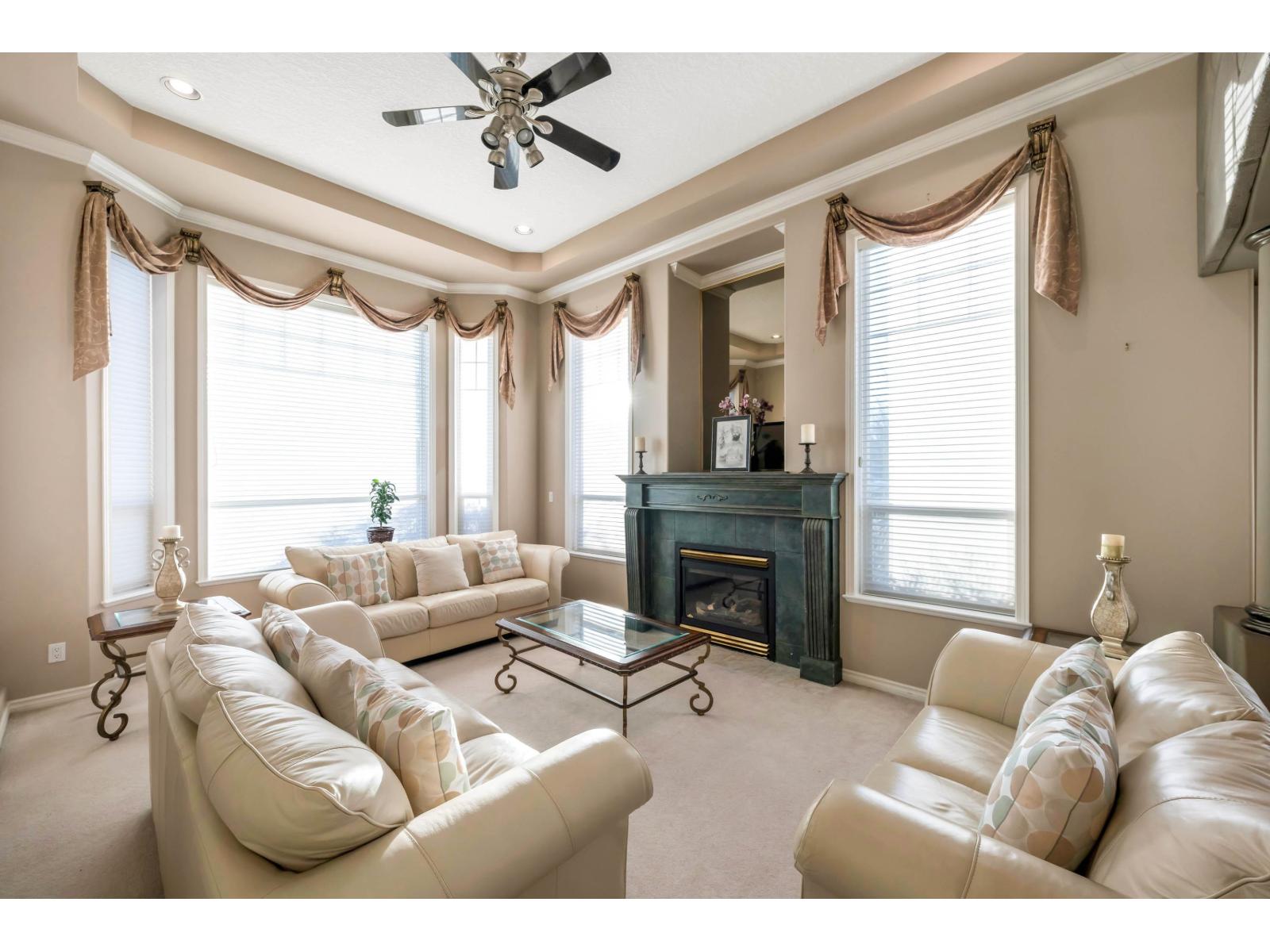 7452 Wiltshire Drive, Surrey, British Columbia V3S 2Y7 - Photo 5 - R3079373