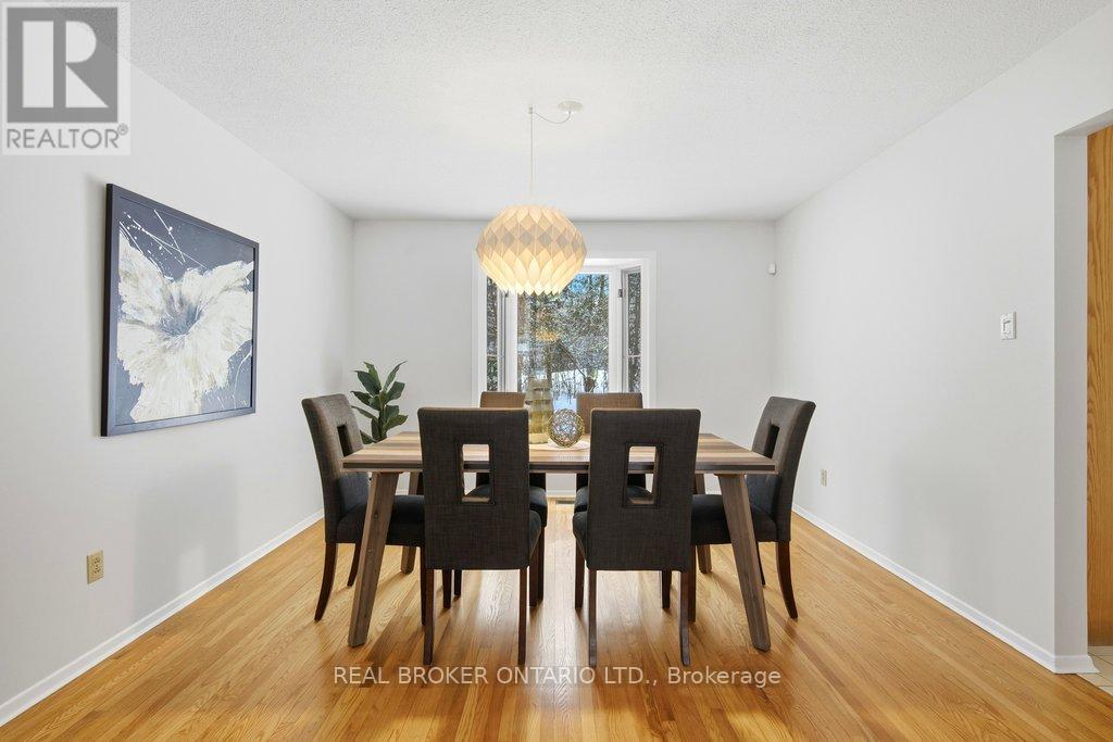 20 Westpark Drive, Ottawa, Ontario  K1B 3E5 - Photo 5 - X12739782