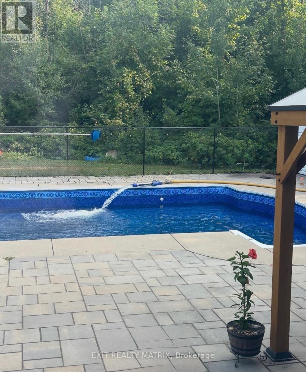 1322 Du Gouverneur Drive, Ottawa, Ontario  K4C 1E2 - Photo 48 - X12739810