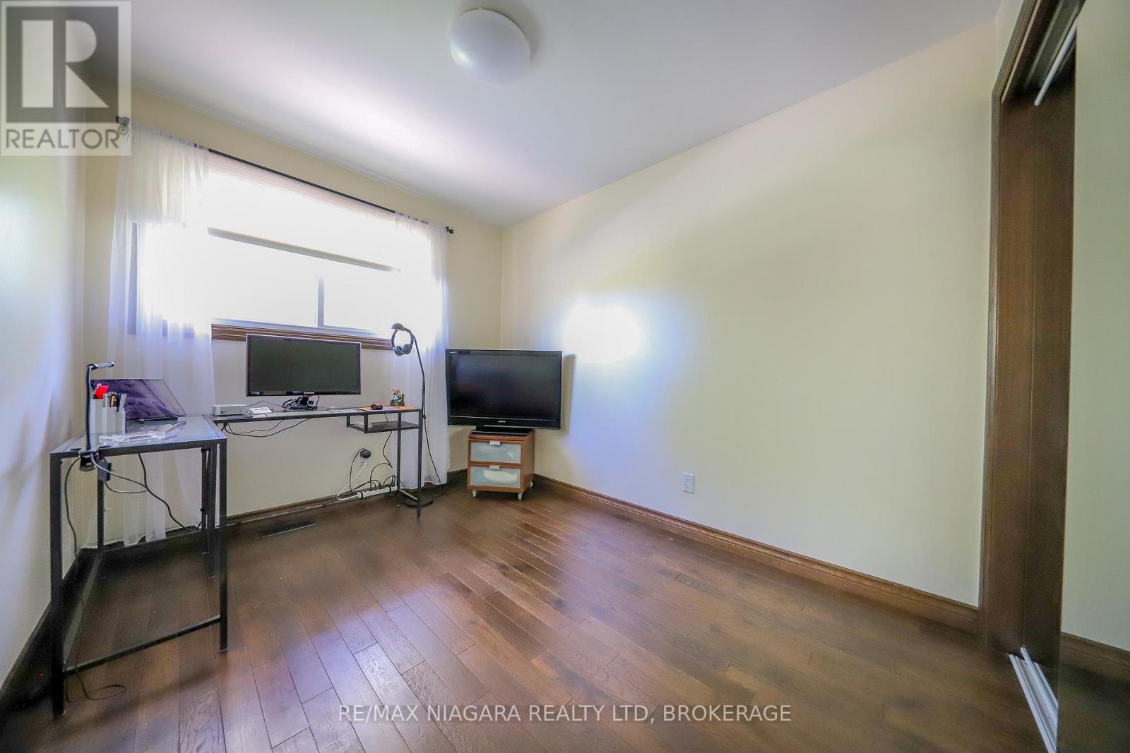 19 Jessica Drive, St. Catharines, Ontario  L2M 6V9 - Photo 15 - X12739634