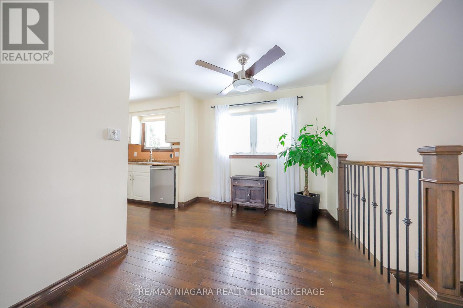 19 Jessica Drive, St. Catharines, Ontario  L2M 6V9 - Photo 7 - X12739634