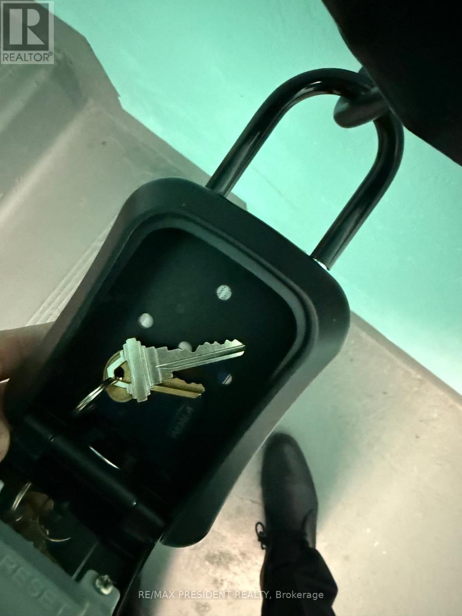 1004 - 3 Rowntree Road, Toronto, Ontario  M9V 5G8 - Photo 30 - W12730312