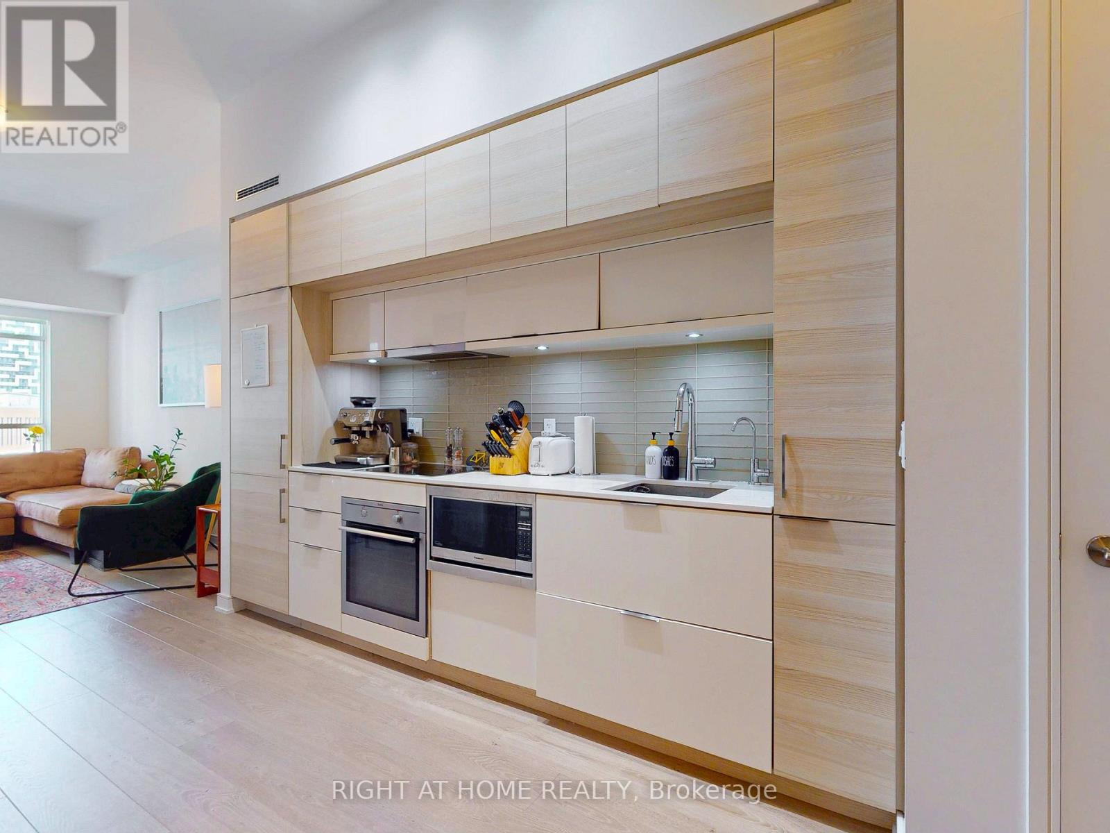 1904 - 88 Scott Street, Toronto, Ontario  M5E 0A9 - Photo 12 - C12739622