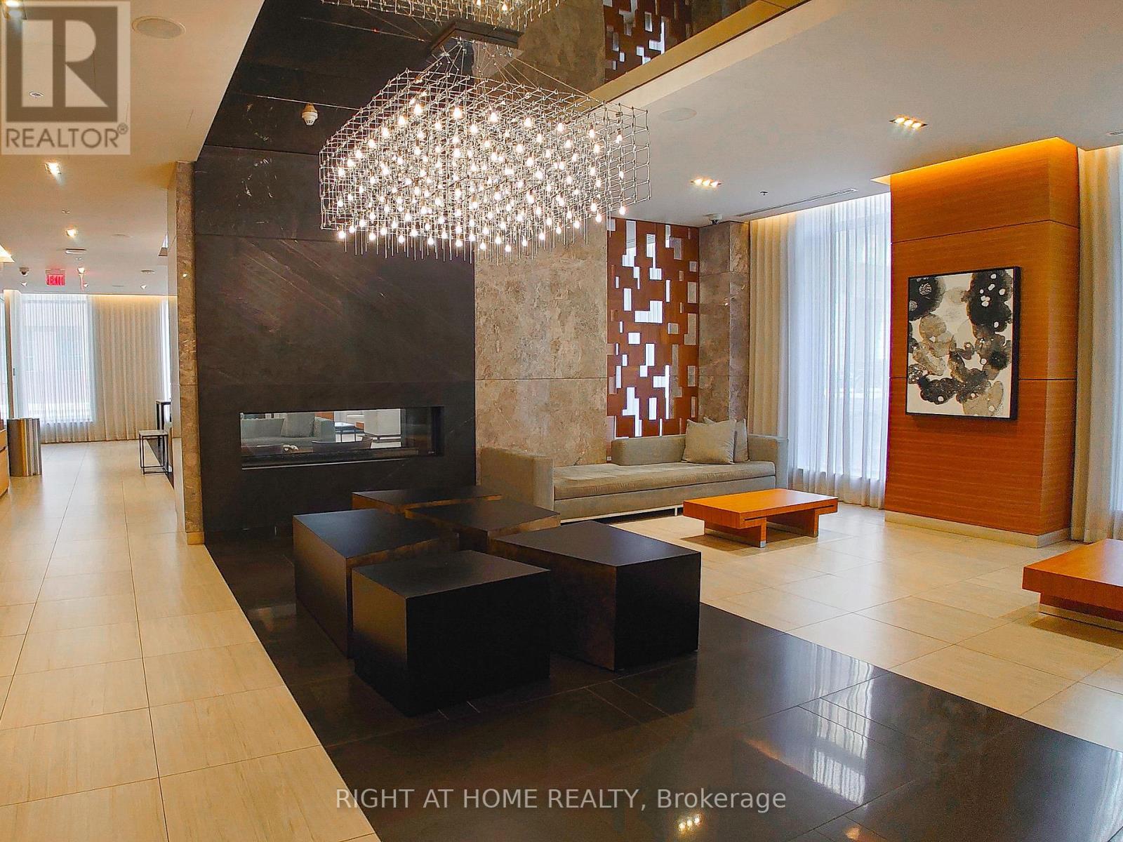 1904 - 88 Scott Street, Toronto, Ontario  M5E 0A9 - Photo 27 - C12739622