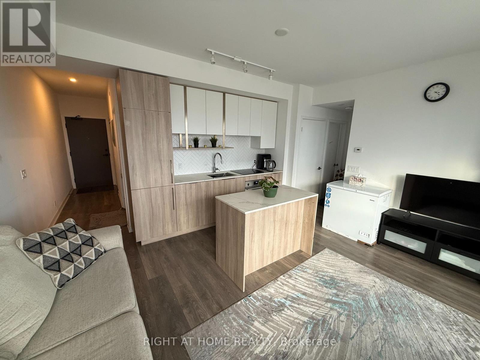 1811 - 15 Holmes Avenue, Toronto, Ontario  M2N 4L8 - Photo 3 - C12739644