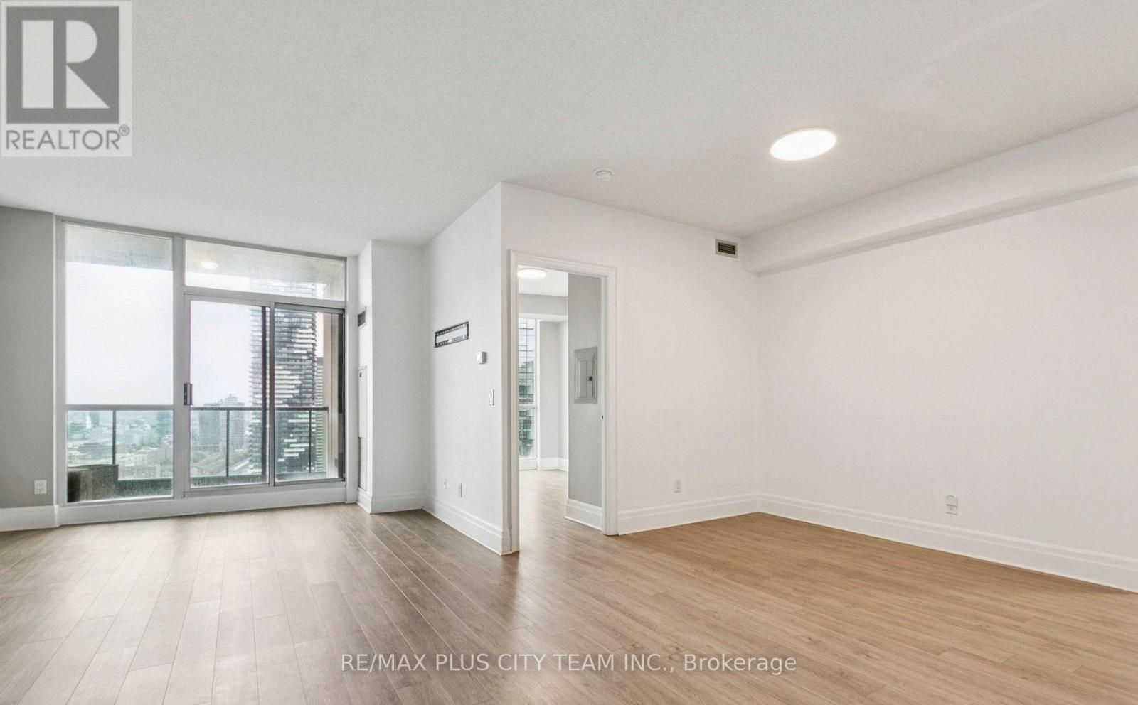 3904 - 16 Yonge Street, Toronto, Ontario  M5E 2A1 - Photo 4 - C12739720