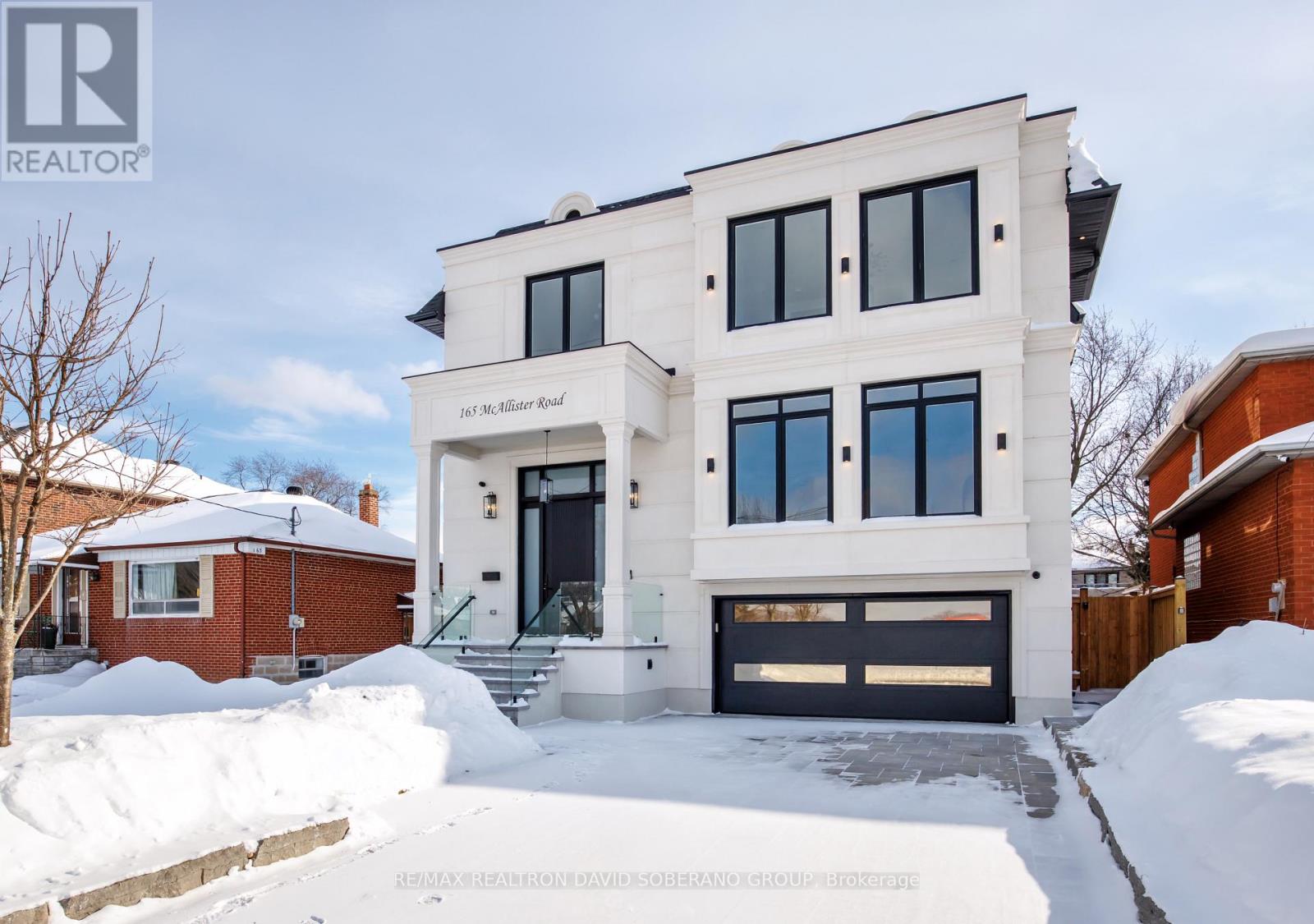 165 Mcallister Road, Toronto, Ontario  M3H 2N5 - Photo 1 - C12739832
