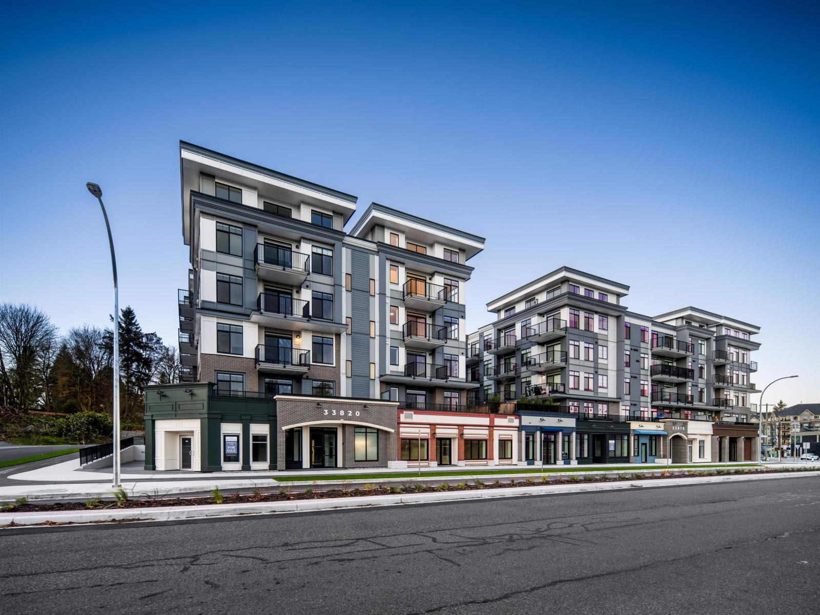 204 33820 South Fraser Way, Abbotsford, British Columbia  V2S 2C5 - Photo 1 - R3015562