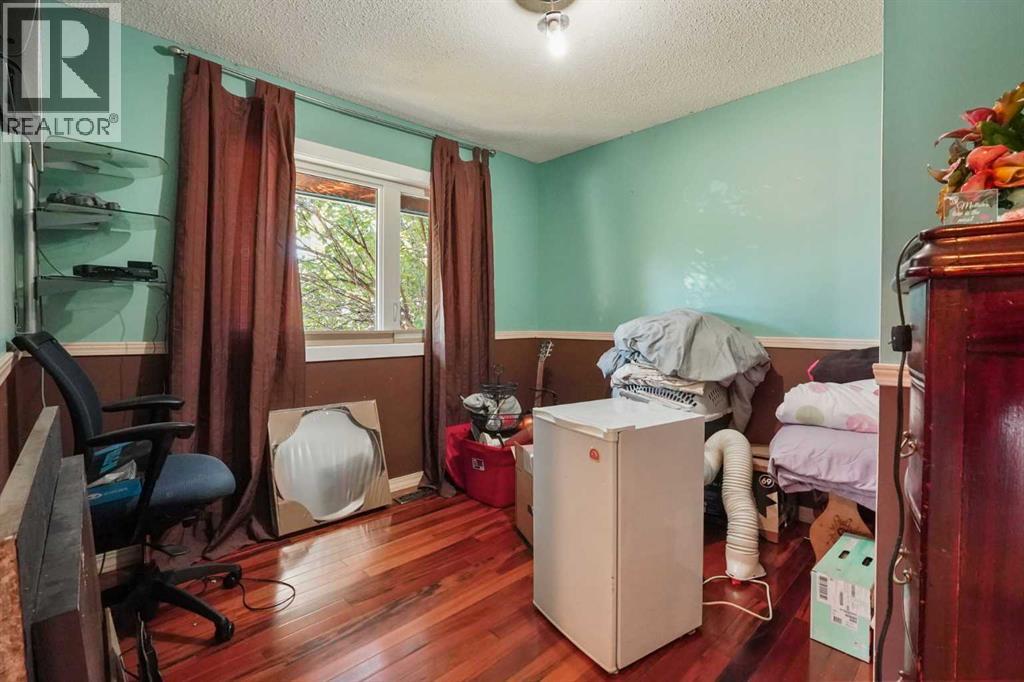 121s 100w, Raymond, Alberta  T0K 2S0 - Photo 10 - A2262466