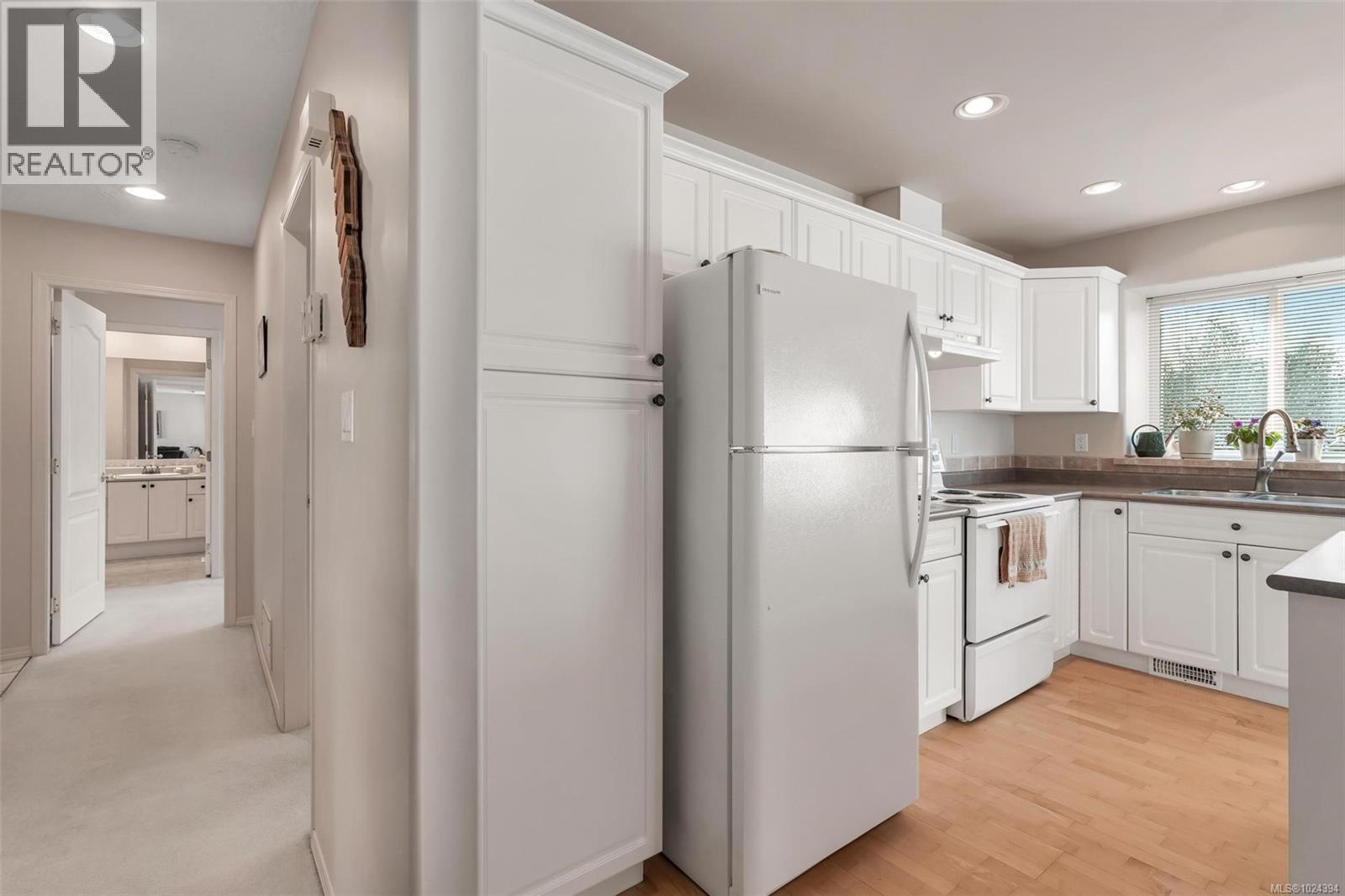 13 920 Brulette Pl, Mill Bay, British Columbia V8H 1J1 - Photo 17 - 1024394