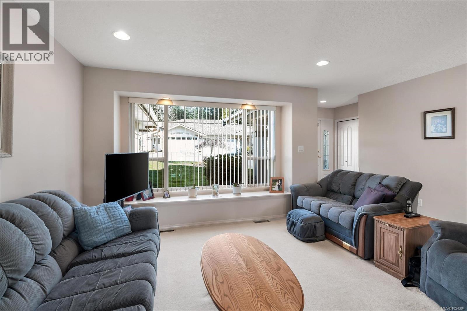 13 920 Brulette Pl, Mill Bay, British Columbia V8H 1J1 - Photo 6 - 1024394