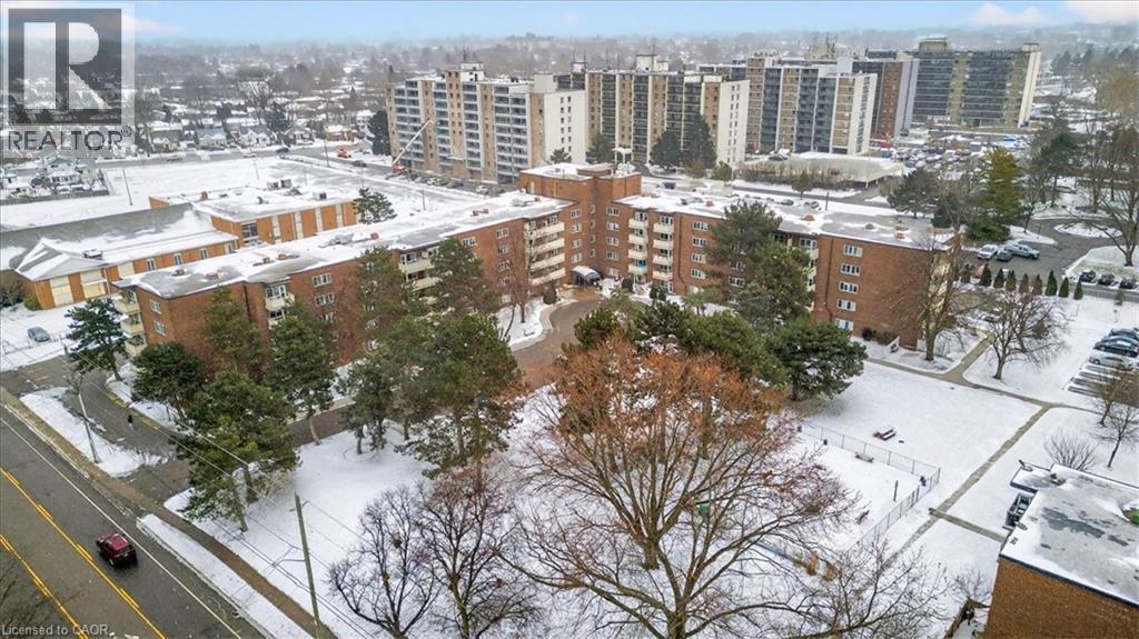 198 SCOTT Street Unit# 417, St. Catharines, Ontario