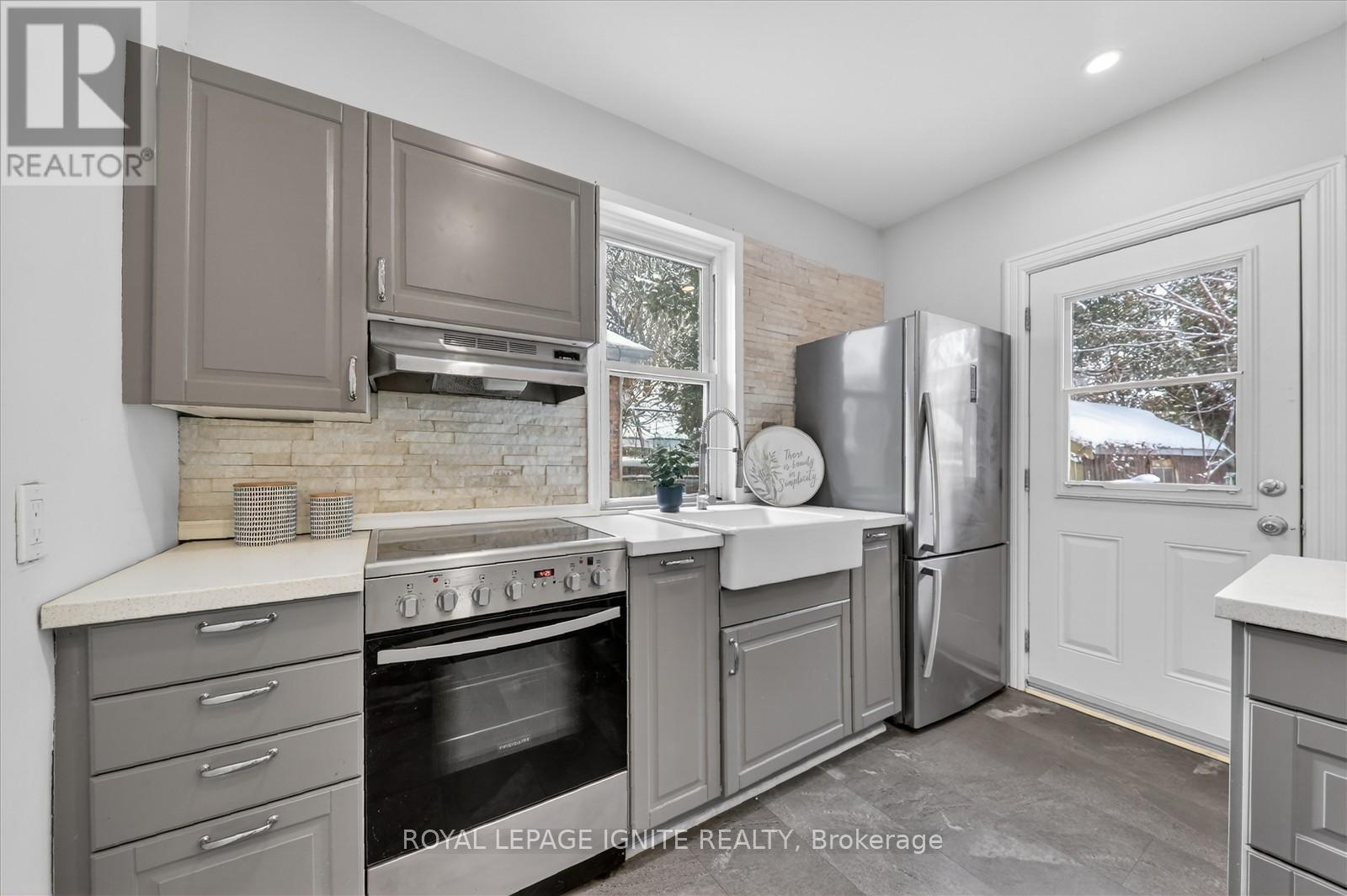 390 Jarvis Street, Oshawa, Ontario  L1G 5L2 - Photo 19 - E12739690