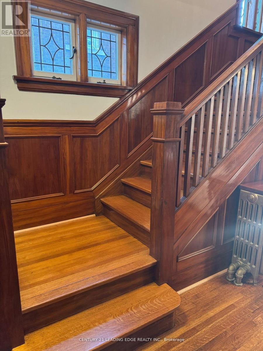 1274 Broadview Avenue, Toronto, Ontario  M4K 2T4 - Photo 3 - E12739702