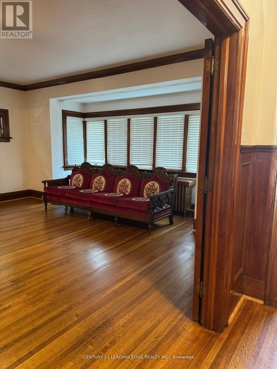 1274 Broadview Avenue, Toronto, Ontario  M4K 2T4 - Photo 6 - E12739702