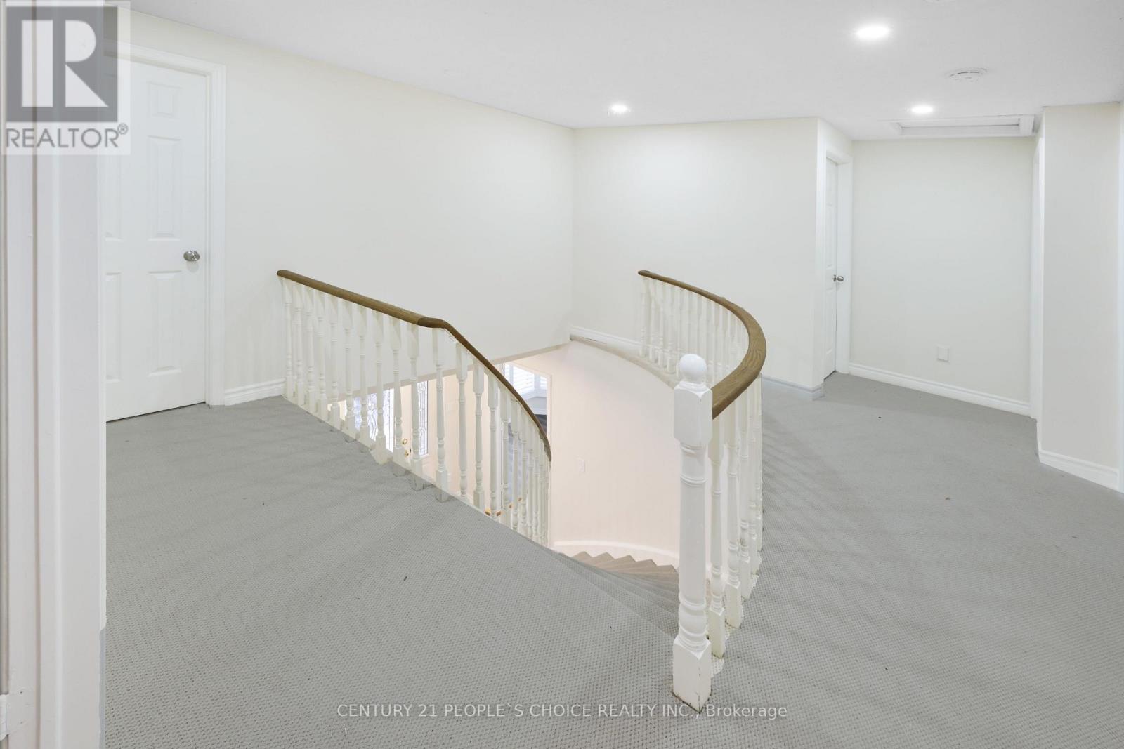 102 Hialeah Crescent, Whitby, Ontario  L1N 6R1 - Photo 13 - E12739808