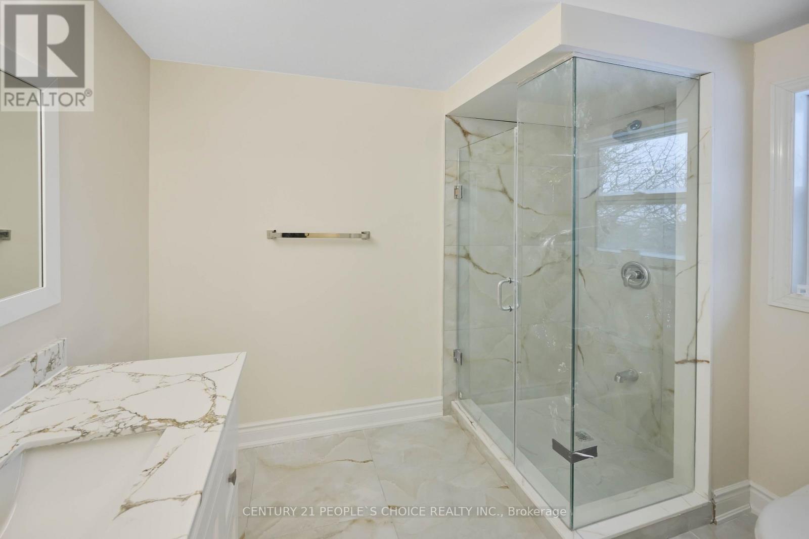 102 Hialeah Crescent, Whitby, Ontario  L1N 6R1 - Photo 23 - E12739808