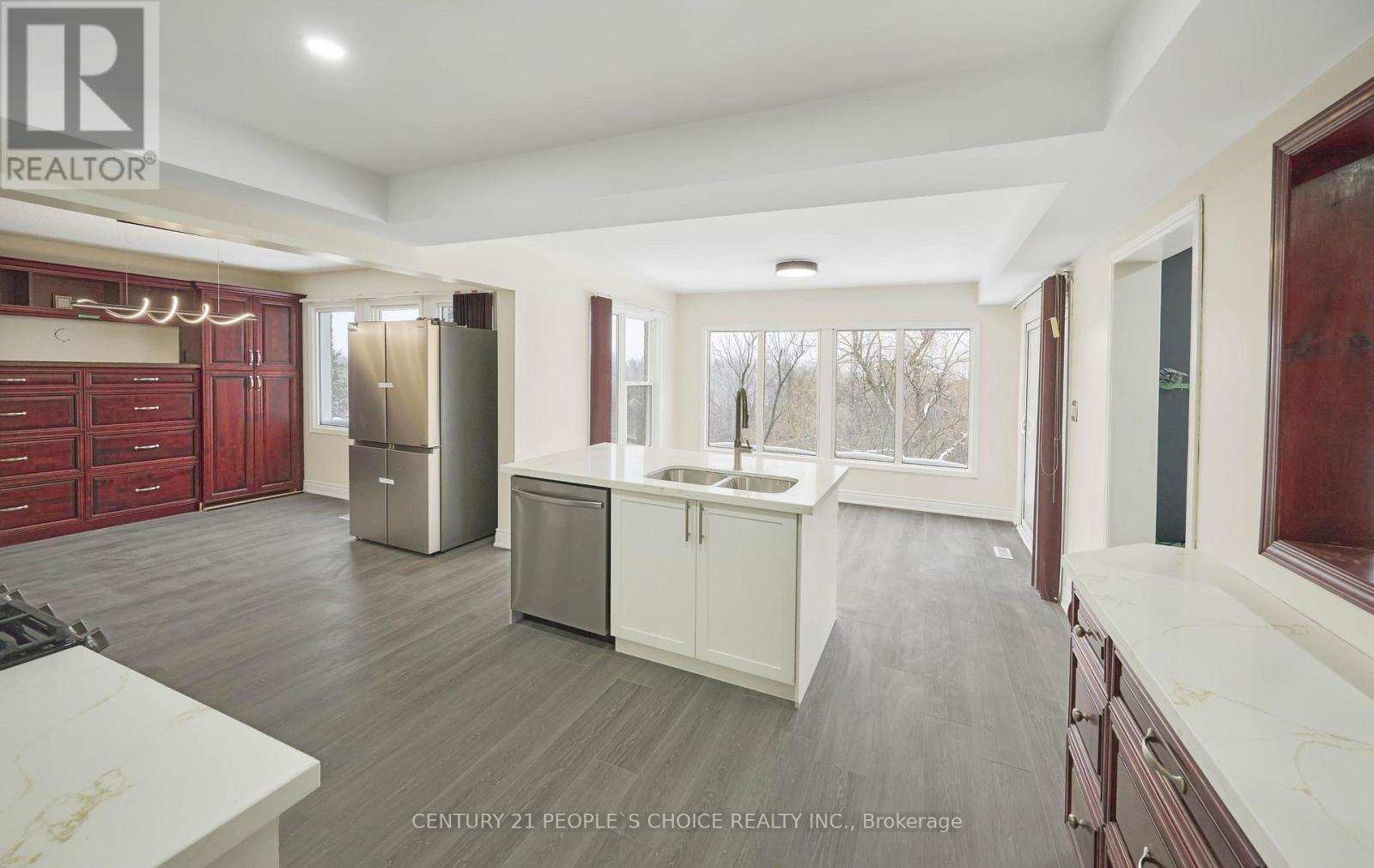 102 Hialeah Crescent, Whitby, Ontario  L1N 6R1 - Photo 8 - E12739808