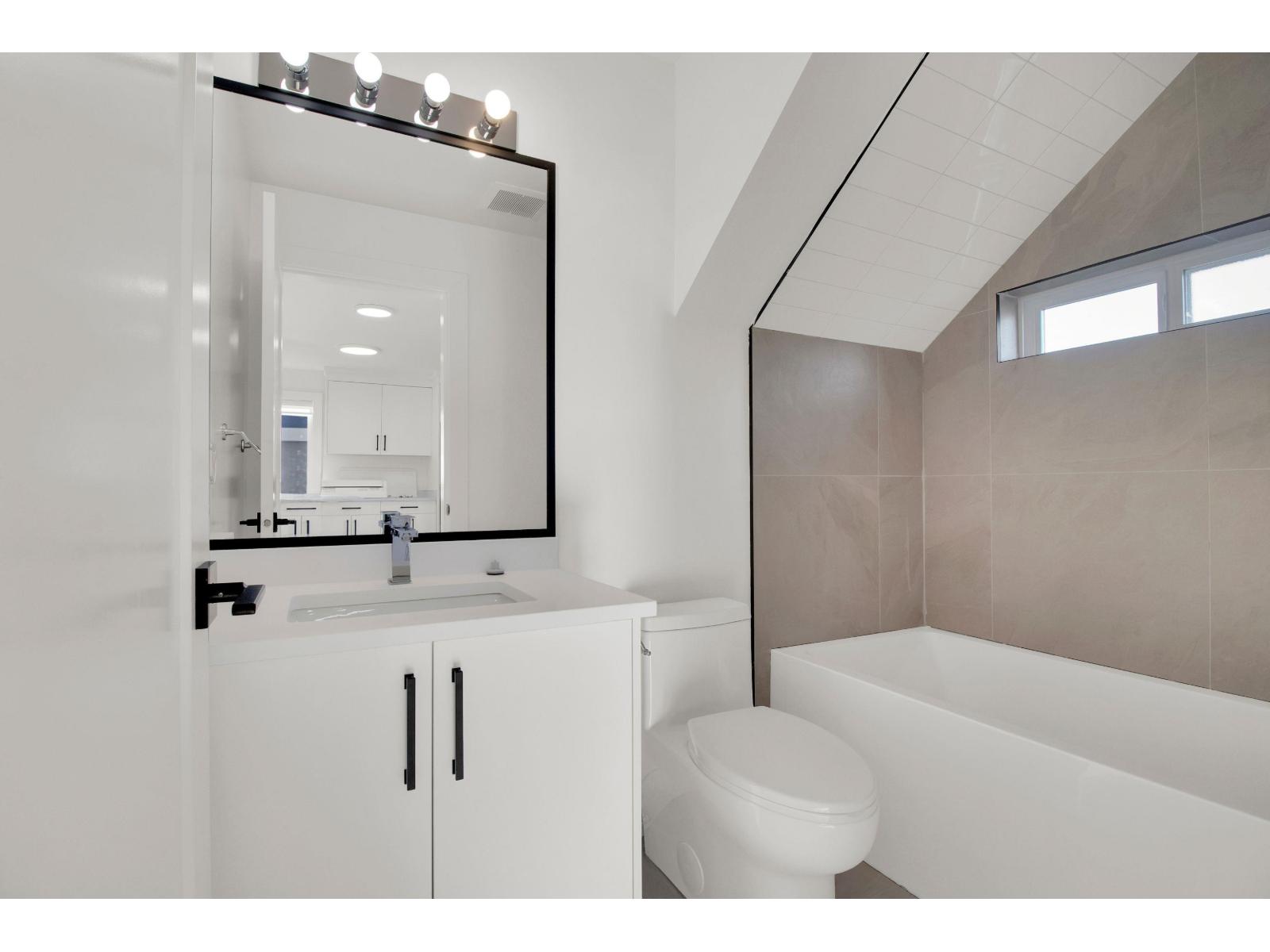 102 16058 9a Avenue, Surrey, British Columbia  V4A 4W5 - Photo 23 - R3084014