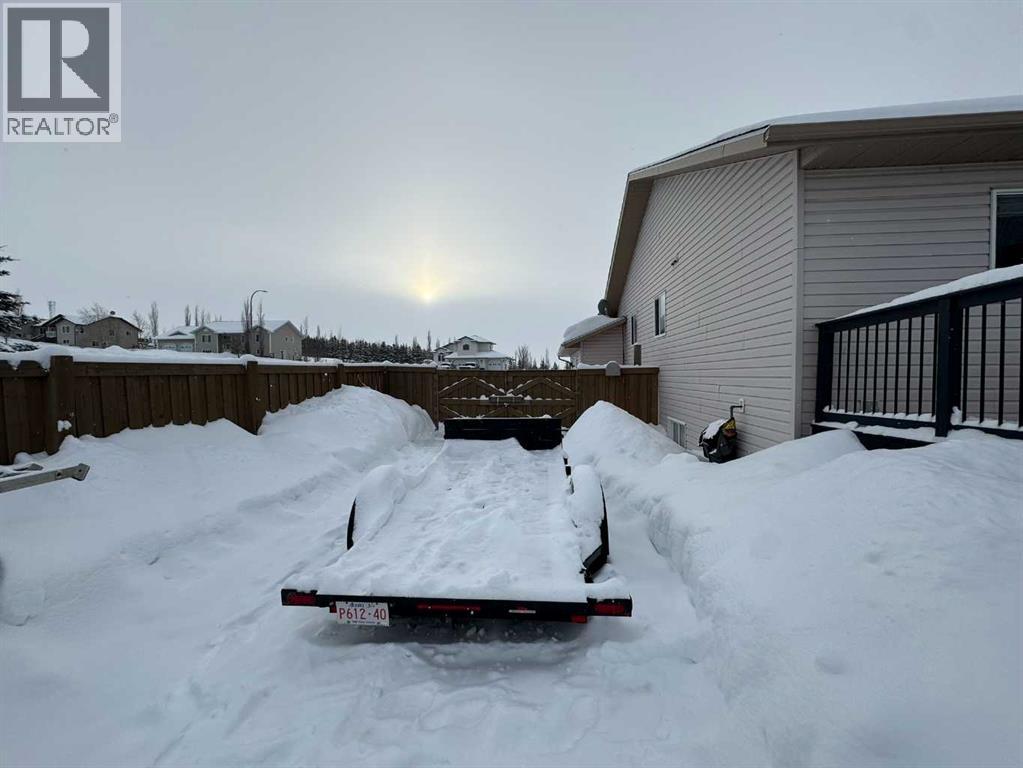 1103 Stacey Drive, Beaverlodge, Alberta  T0H 0C0 - Photo 29 - A2277218