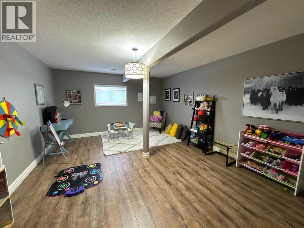 1103 Stacey Drive, Beaverlodge, Alberta  T0H 0C0 - Photo 25 - A2277218