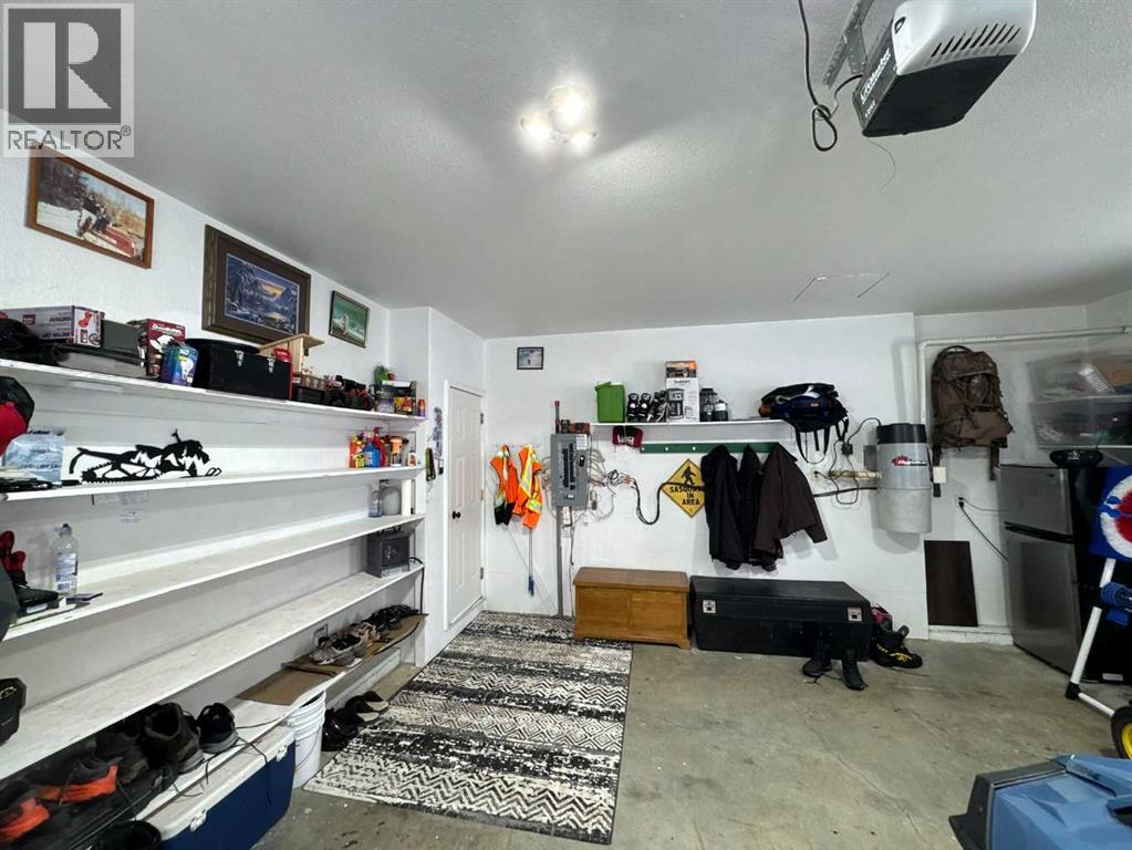 1103 Stacey Drive, Beaverlodge, Alberta  T0H 0C0 - Photo 27 - A2277218