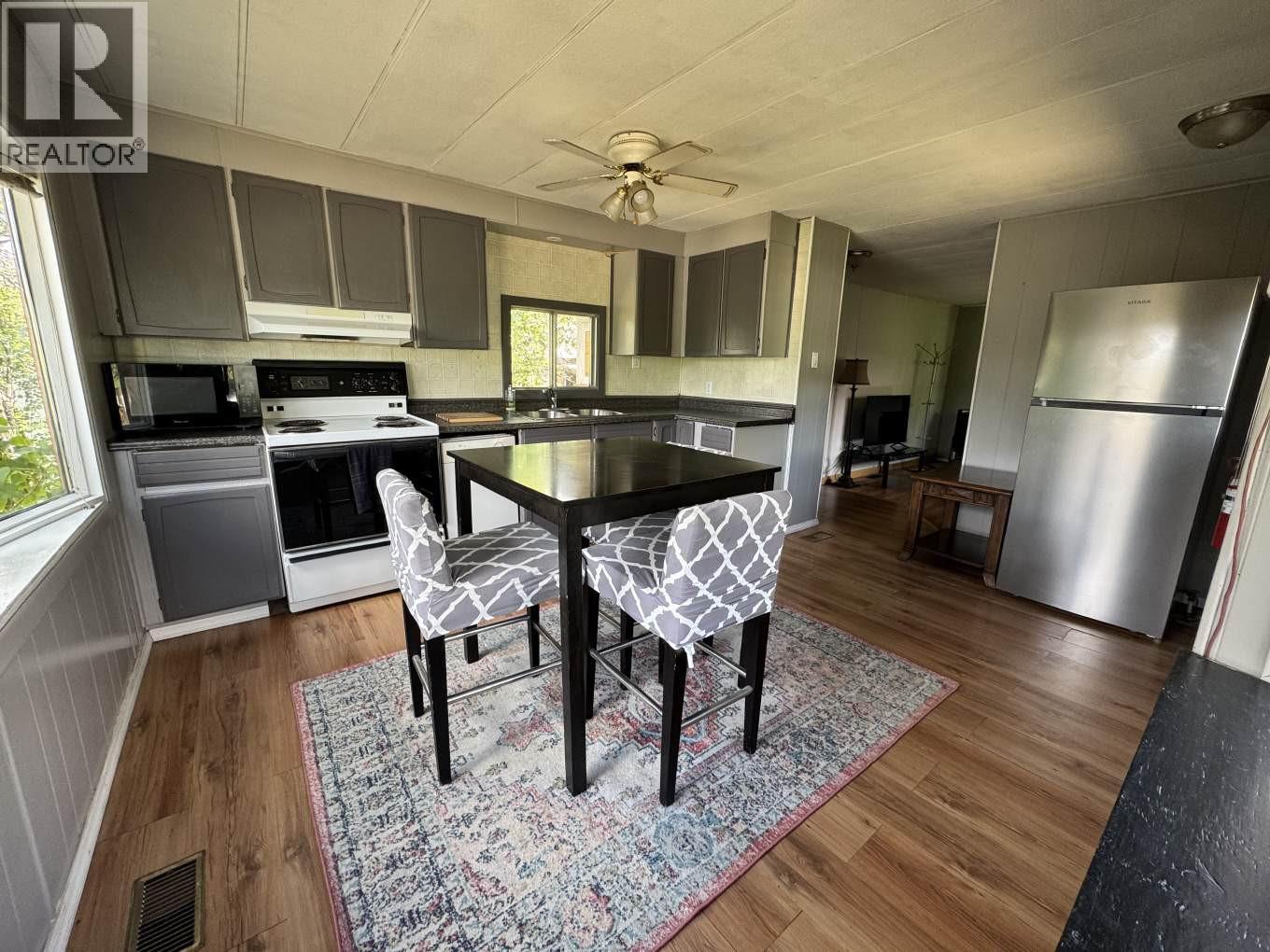 5922 Stewart Street, Blue River, British Columbia  V0J 1J0 - Photo 13 - 10374146