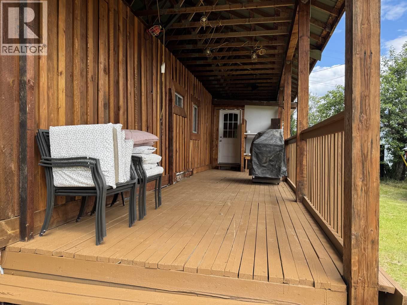 5922 Stewart Street, Blue River, British Columbia  V0J 1J0 - Photo 5 - 10374146