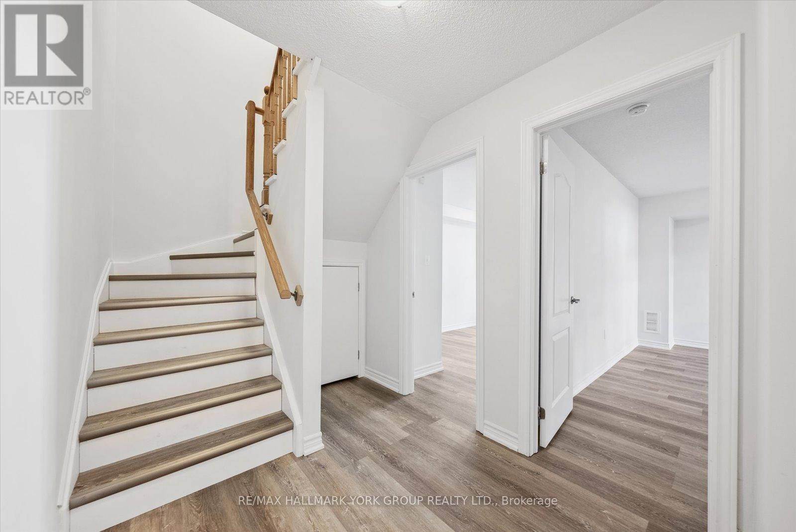 8 - 27 Madelaine Drive, Barrie (Painswick South), Ontario  L9J 0G8 - Photo 9 - S12739626