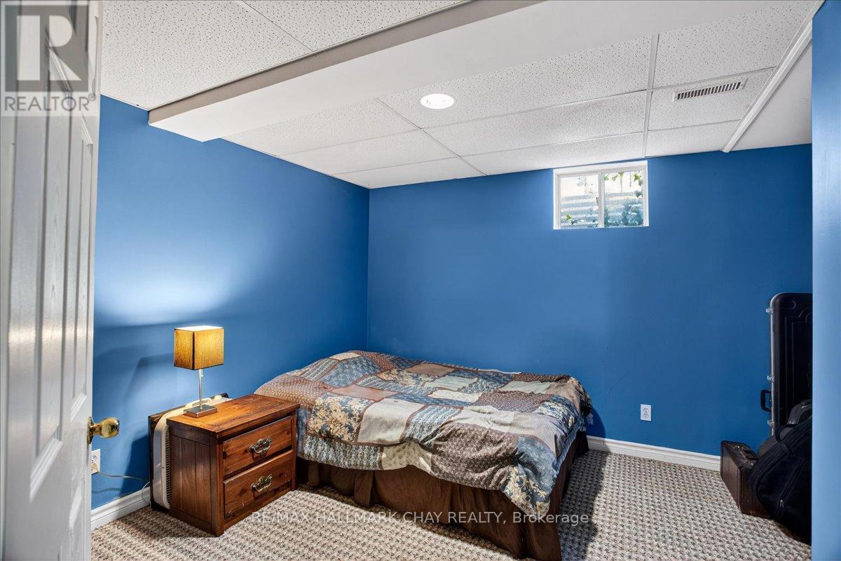 8 Chestnut Court, Barrie (Cundles East), Ontario  L4M 6K8 - Photo 27 - S12739738