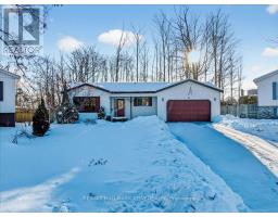 8 CHESTNUT COURT, Barrie, Ontario