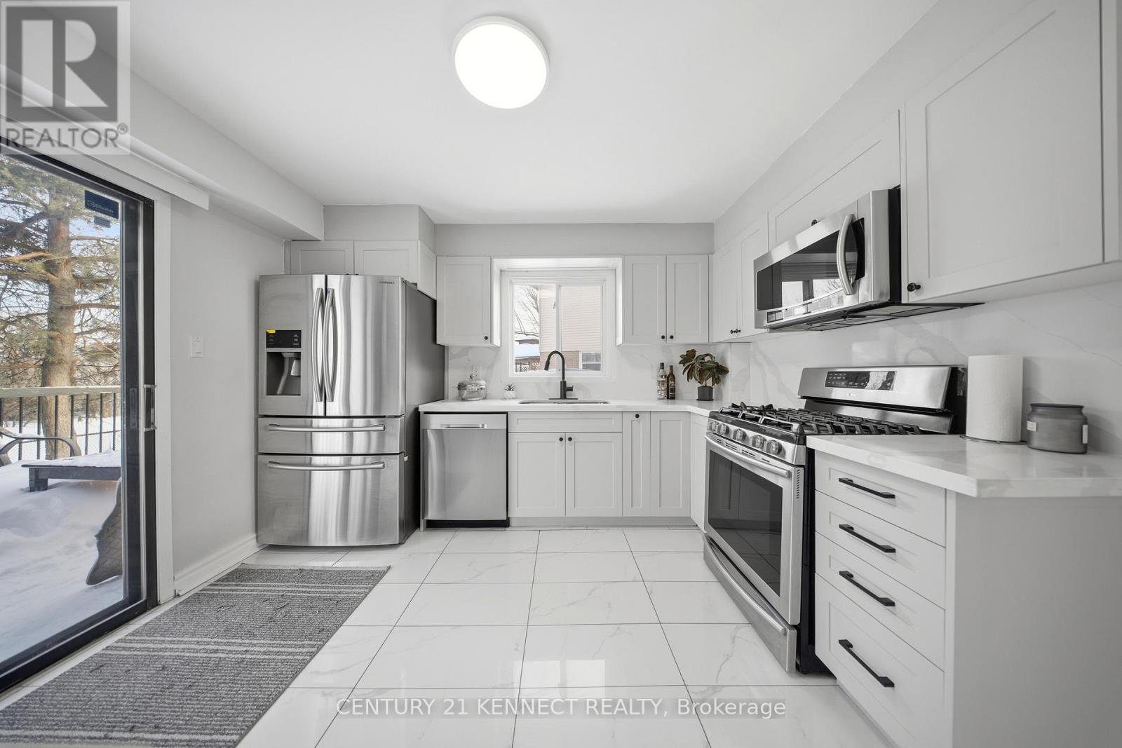 22 Norma Crescent, Brampton, Ontario  L6S 4H2 - Photo 14 - W12739618