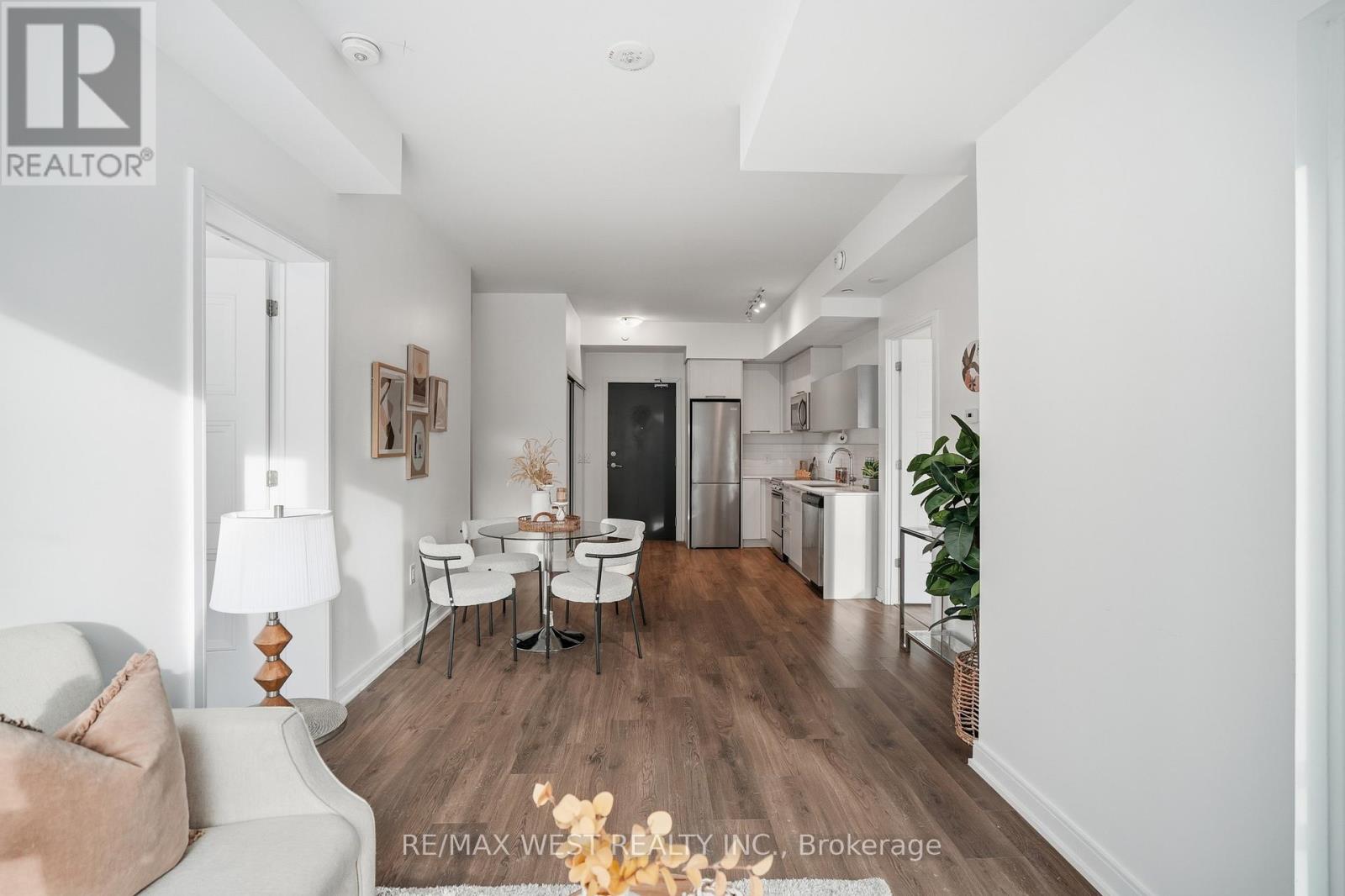 306 - 25 Neighbourhood Lane, Toronto, Ontario  M8Y 0C4 - Photo 10 - W12739646