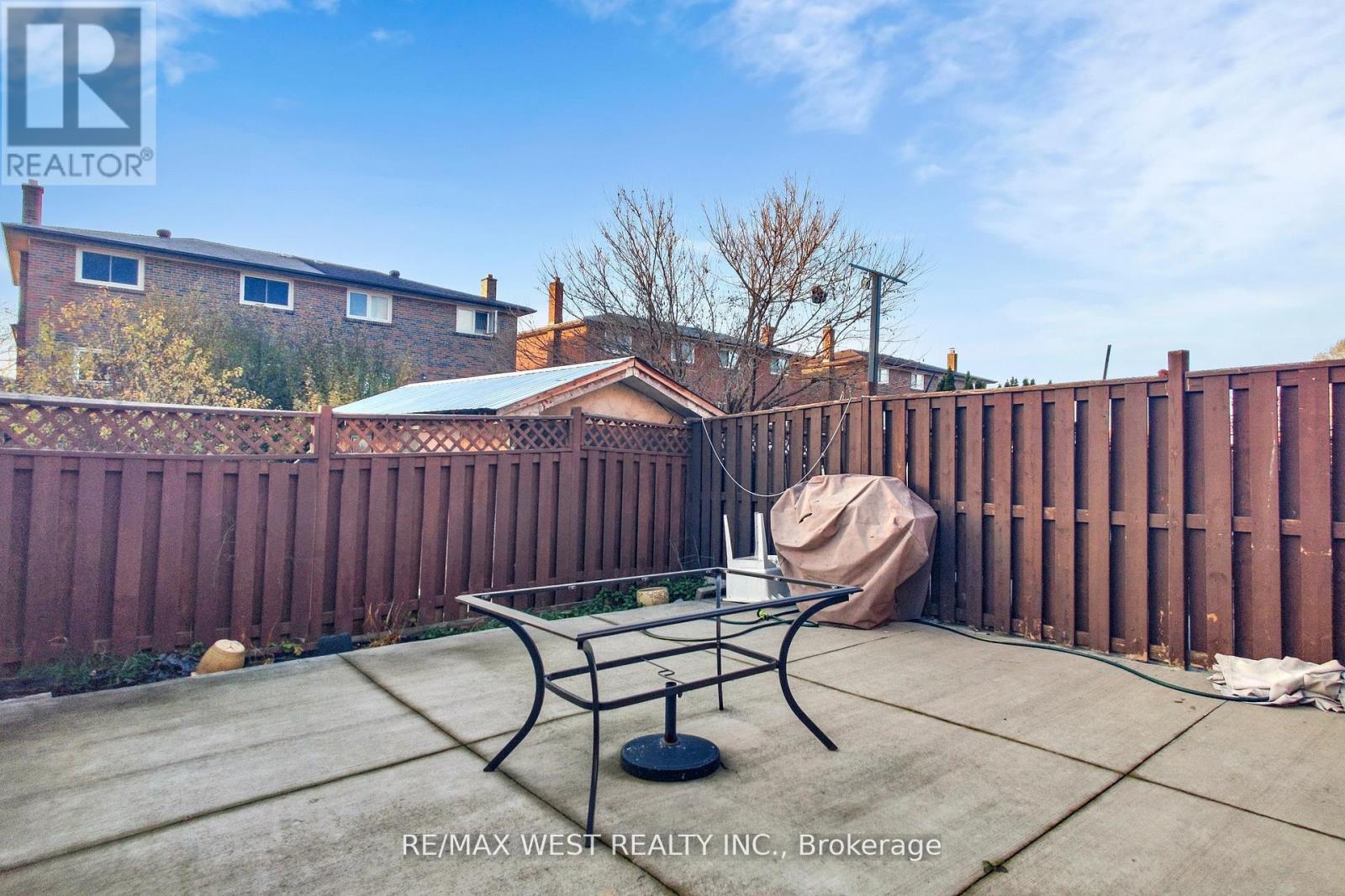 40 San Gabriele Place, Toronto, Ontario  M9L 3A4 - Photo 49 - W12739684