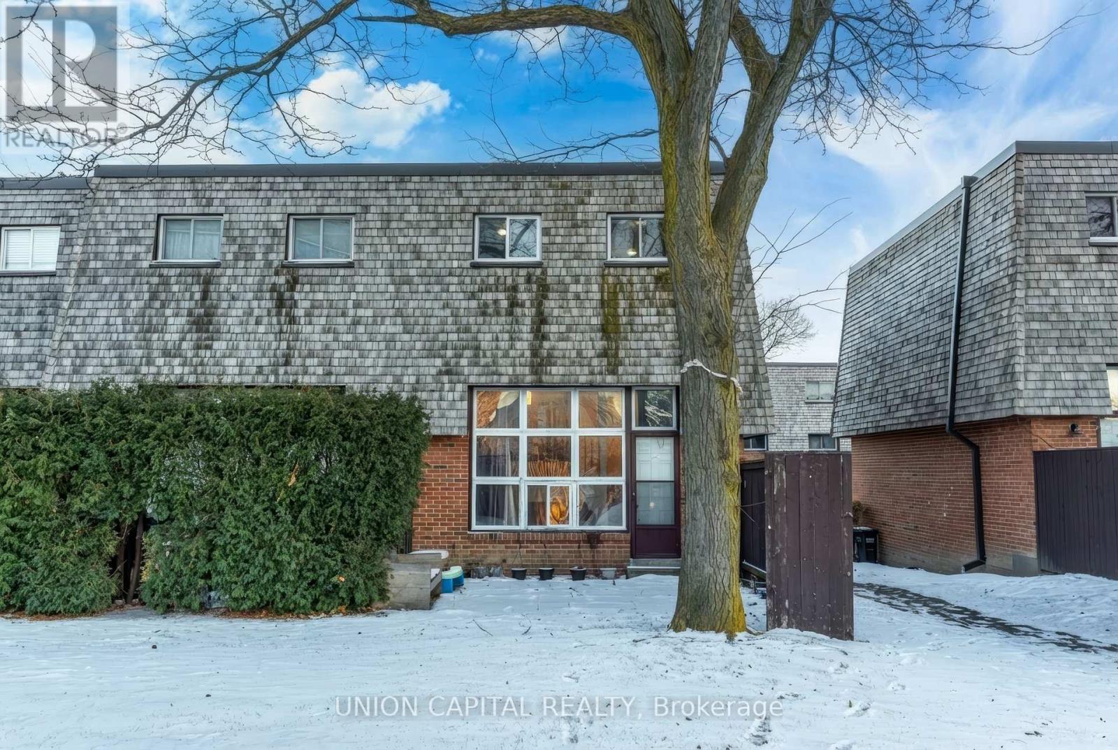 9 Briar Path, Brampton, Ontario  L6T 2A2 - Photo 35 - W12739706