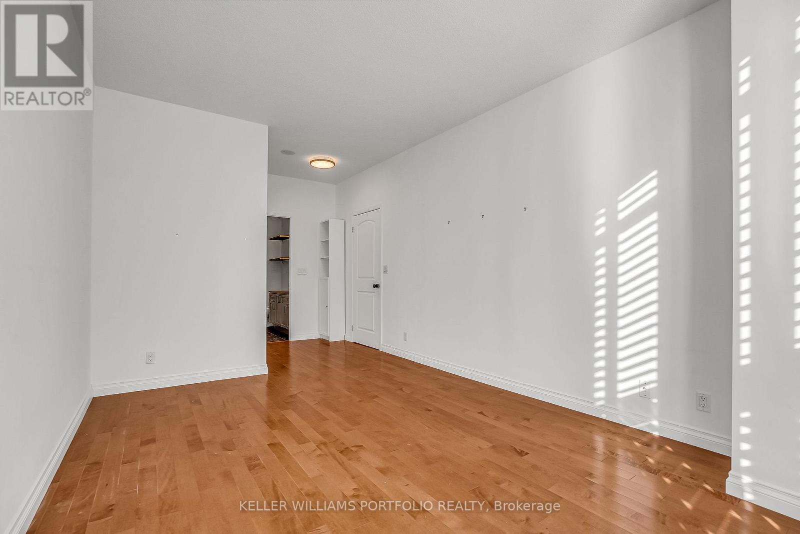 Ph7 - 185 Legion Road N, Toronto, Ontario  M8Y 0A1 - Photo 16 - W12739726