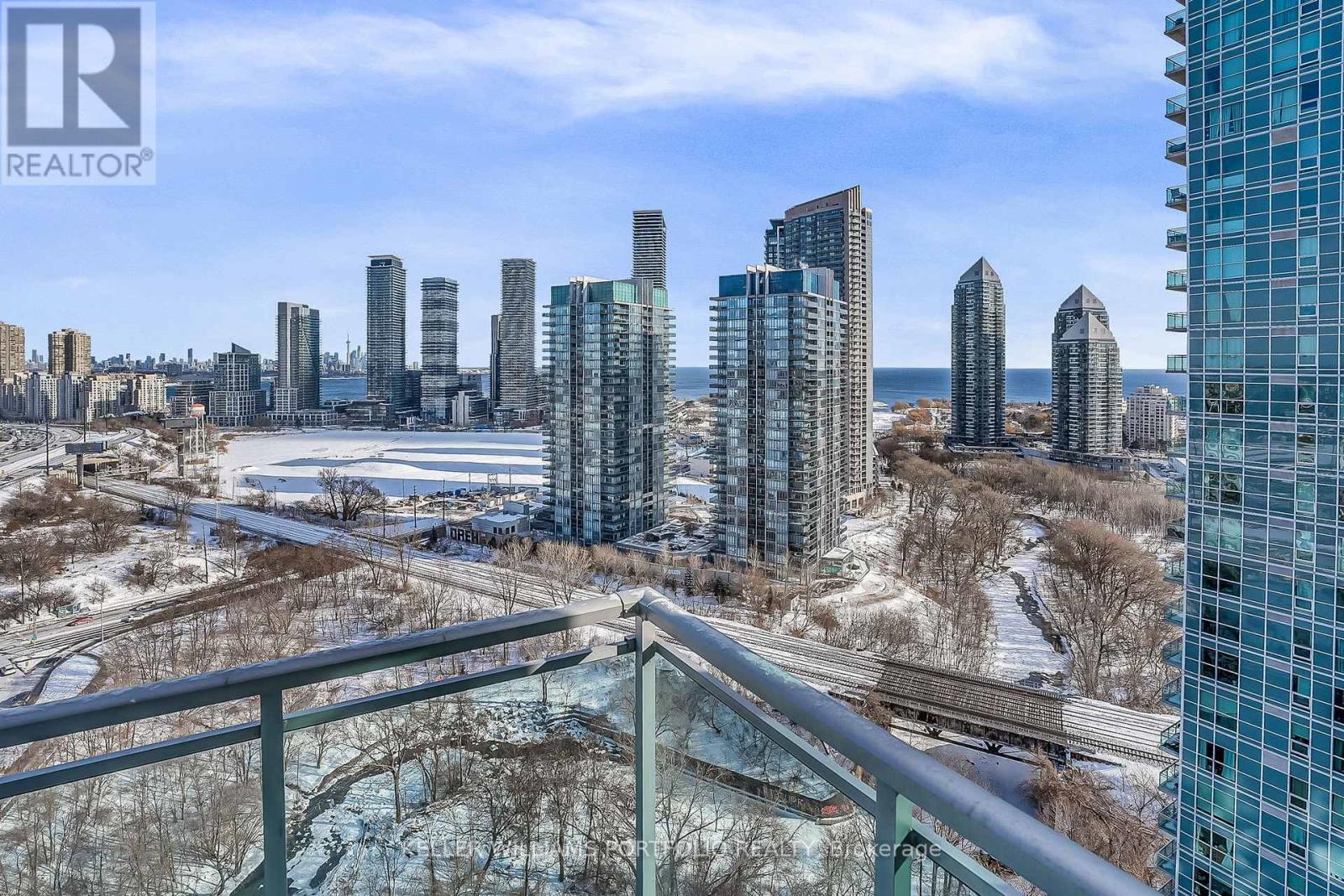 Ph7 - 185 Legion Road N, Toronto, Ontario  M8Y 0A1 - Photo 24 - W12739726