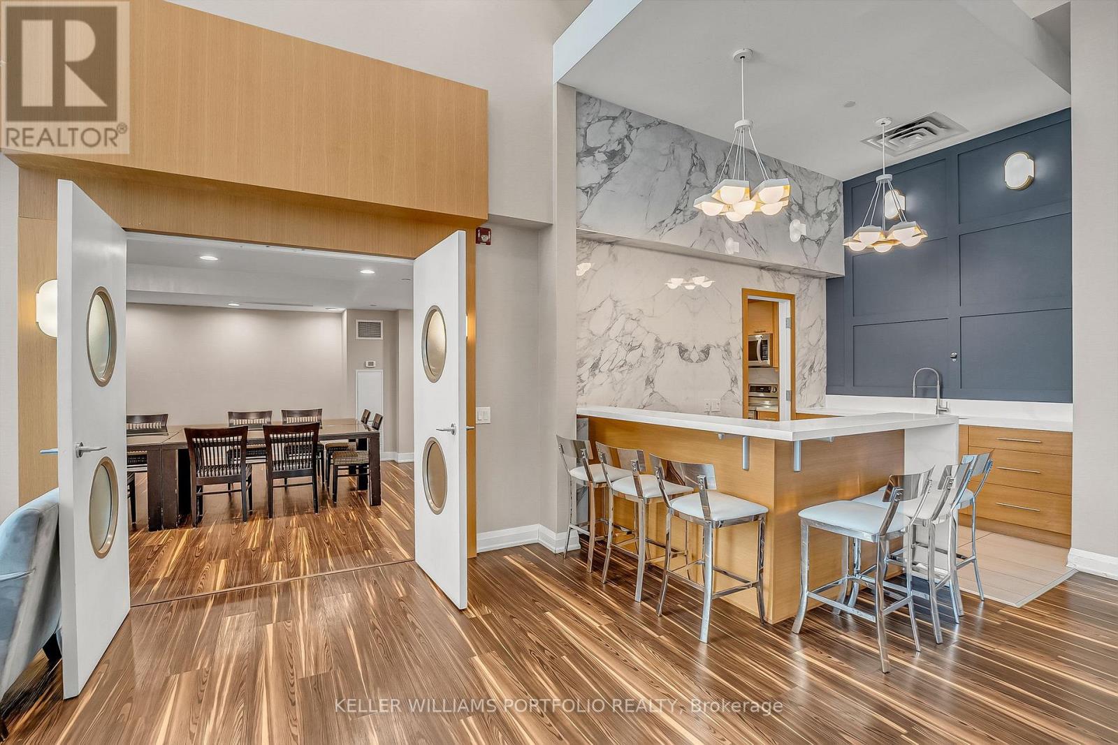 Ph7 - 185 Legion Road N, Toronto, Ontario  M8Y 0A1 - Photo 28 - W12739726