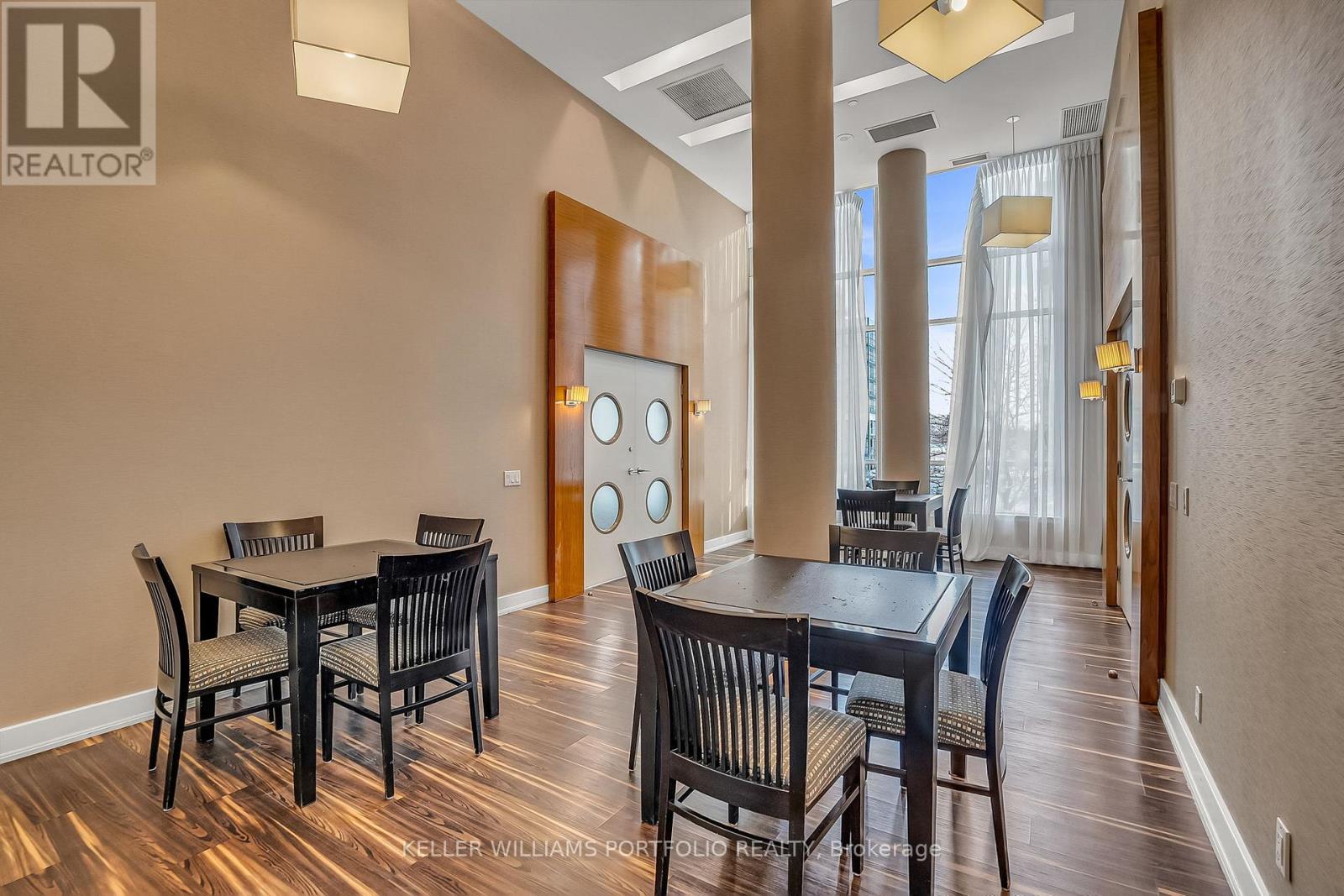 Ph7 - 185 Legion Road N, Toronto, Ontario  M8Y 0A1 - Photo 30 - W12739726