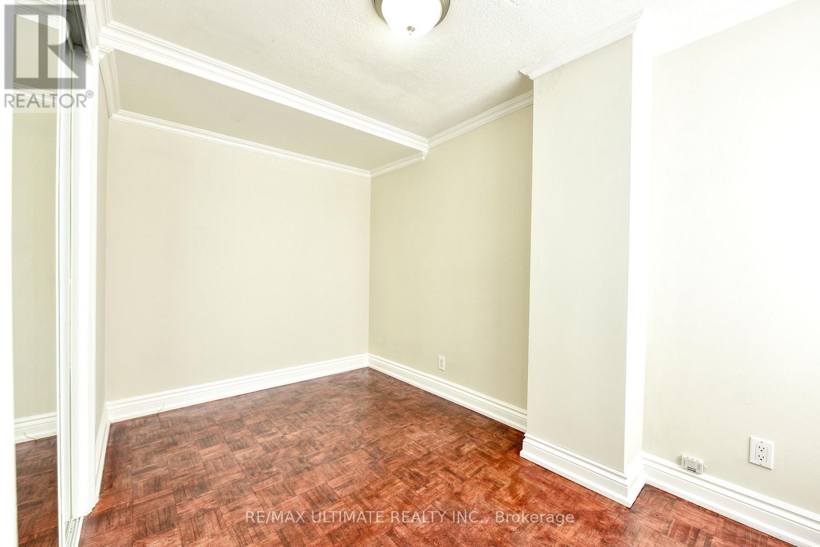 Main Floor - 132 Spears Street, Toronto, Ontario  M6N 3X7 - Photo 15 - W12739744