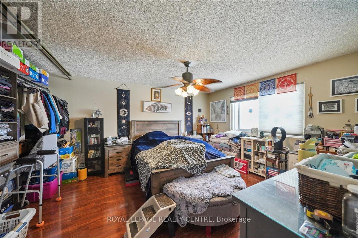 8 Judith Crescent, Brampton, Ontario  L6S 3J4 - Photo 14 - W12739762